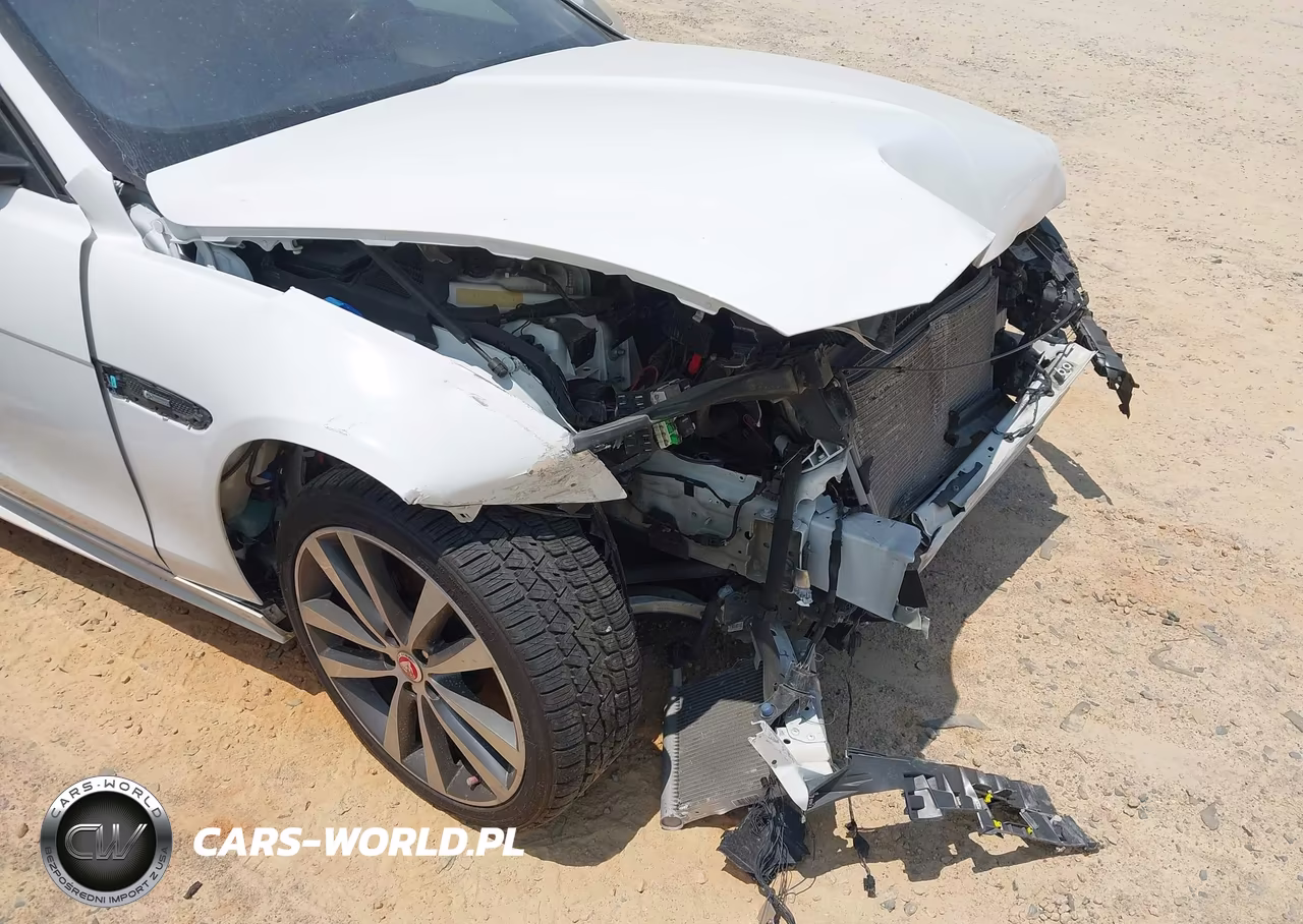 2018 Jaguar Xe 30T R-Sport VIN:SAJAF4GX5JCP37659 - 18