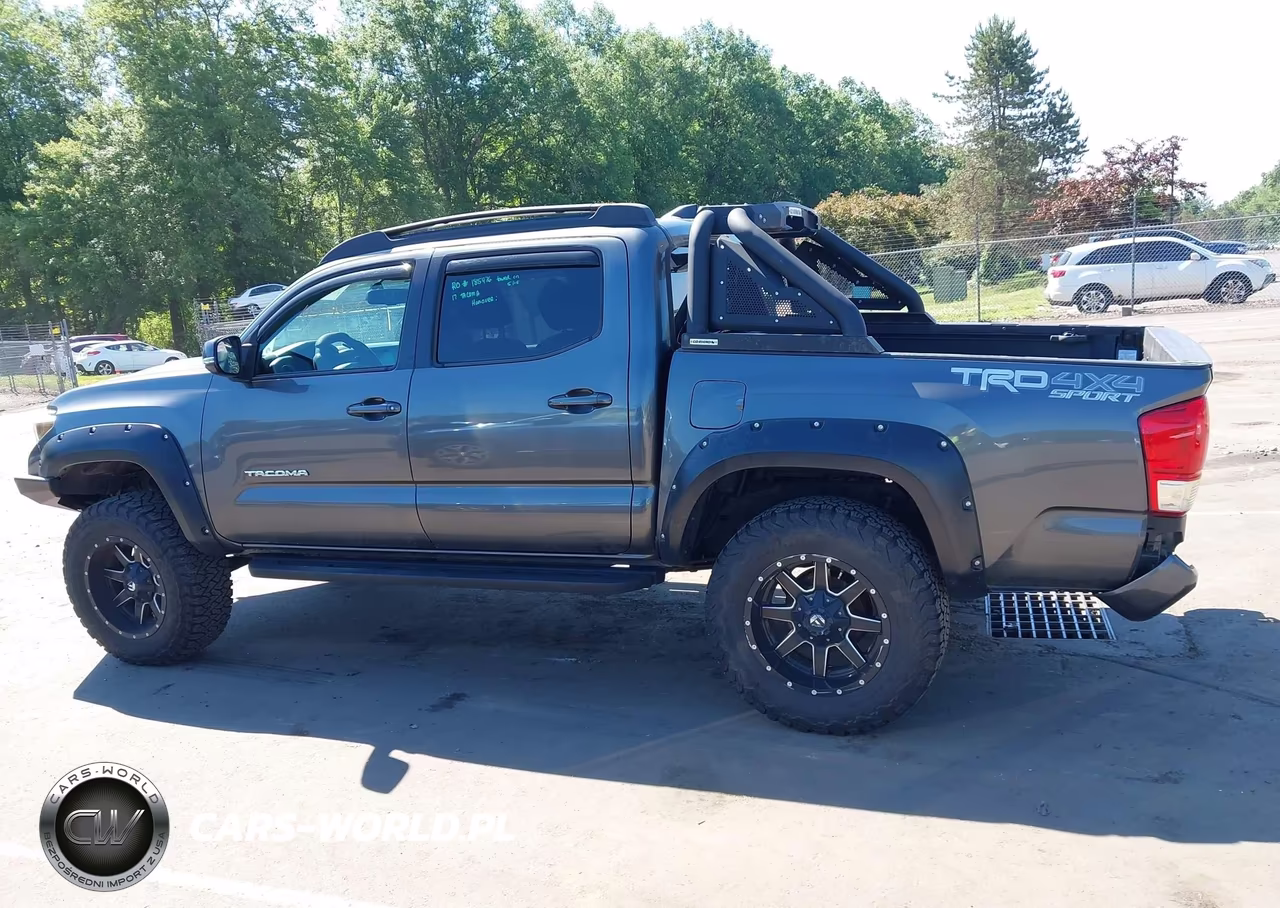 2017 Toyota Tacoma Trd Sport VIN:3TMCZ5AN2HM044469 - 14