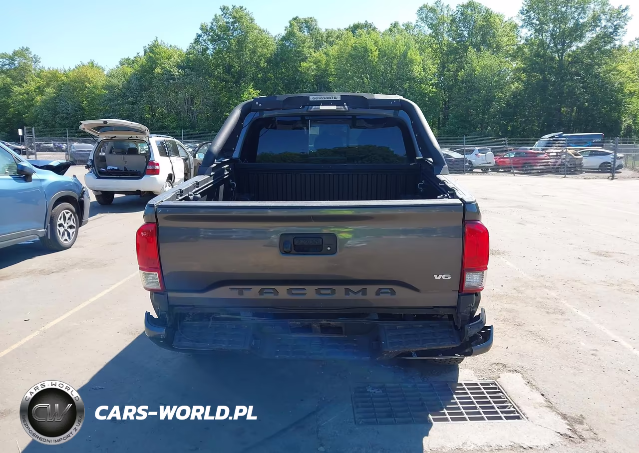 2017 Toyota Tacoma Trd Sport VIN:3TMCZ5AN2HM044469 - 16