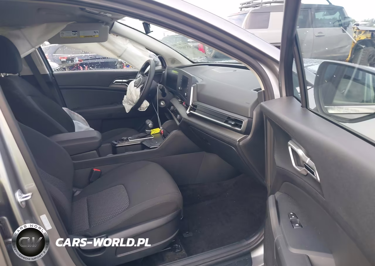 2025 Kia Sportage Lx VIN:KNDPUCDF1S7383962 - 5