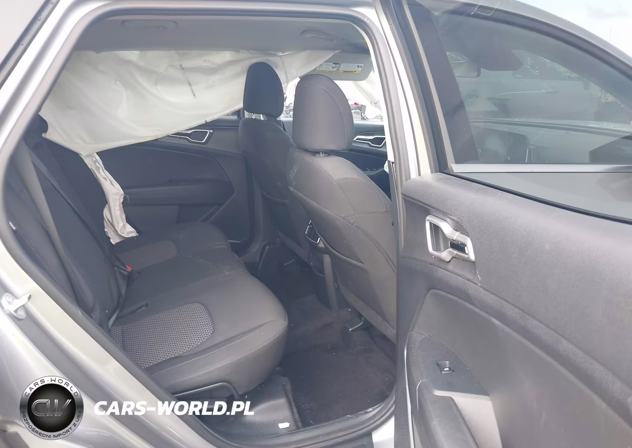 2025 Kia Sportage Lx VIN:KNDPUCDF1S7383962 - 8