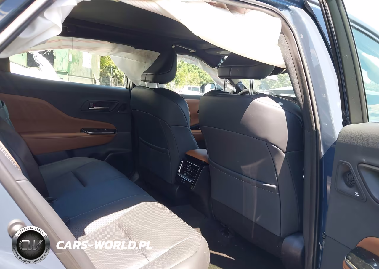 2026 Toyota Crown Limited VIN:JTDAAAAF3T3045687 - 8