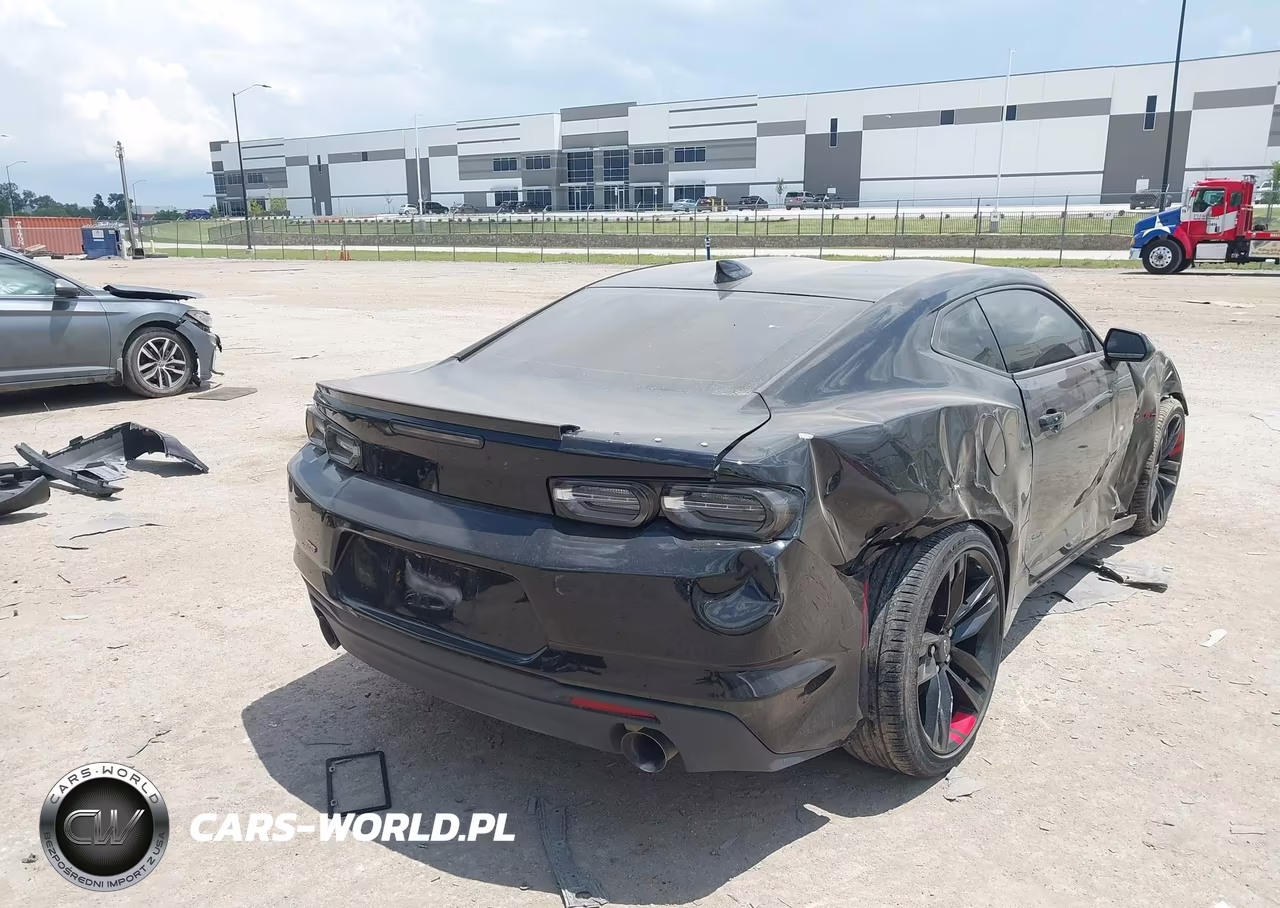 2021 Chevrolet Camaro Rwd 1Lt VIN:1G1FB1RXXM0102818 - 4