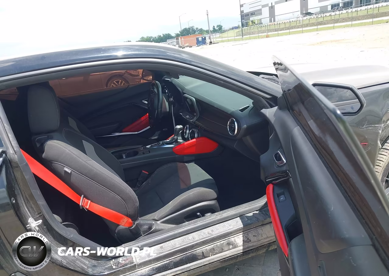 2021 Chevrolet Camaro Rwd 1Lt VIN:1G1FB1RXXM0102818 - 5