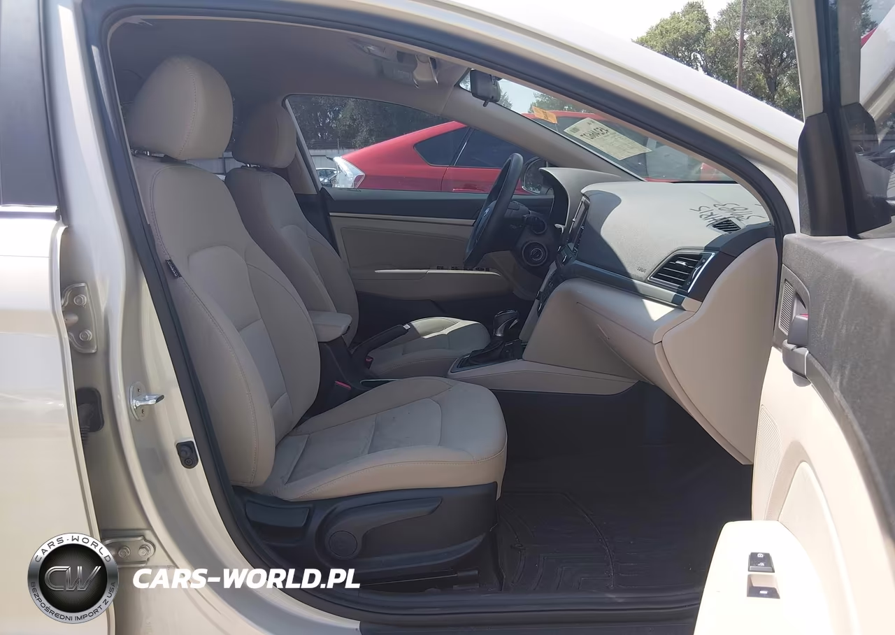 2018 Hyundai Elantra Sel VIN:5NPD84LF4JH322002 - 5