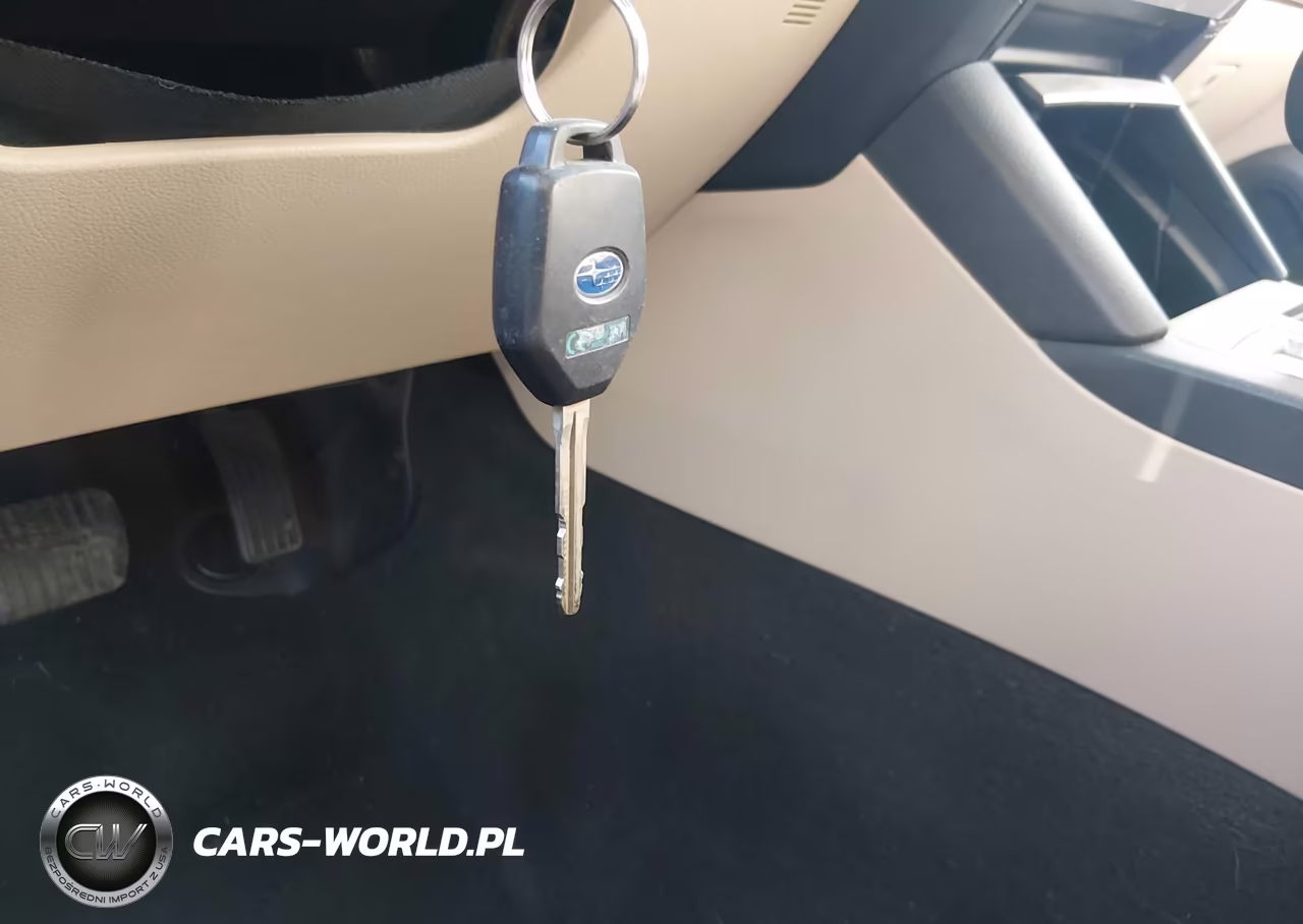 2018 Subaru Outback 2.5I Premium VIN:4S4BSADC8J3372856 - 11