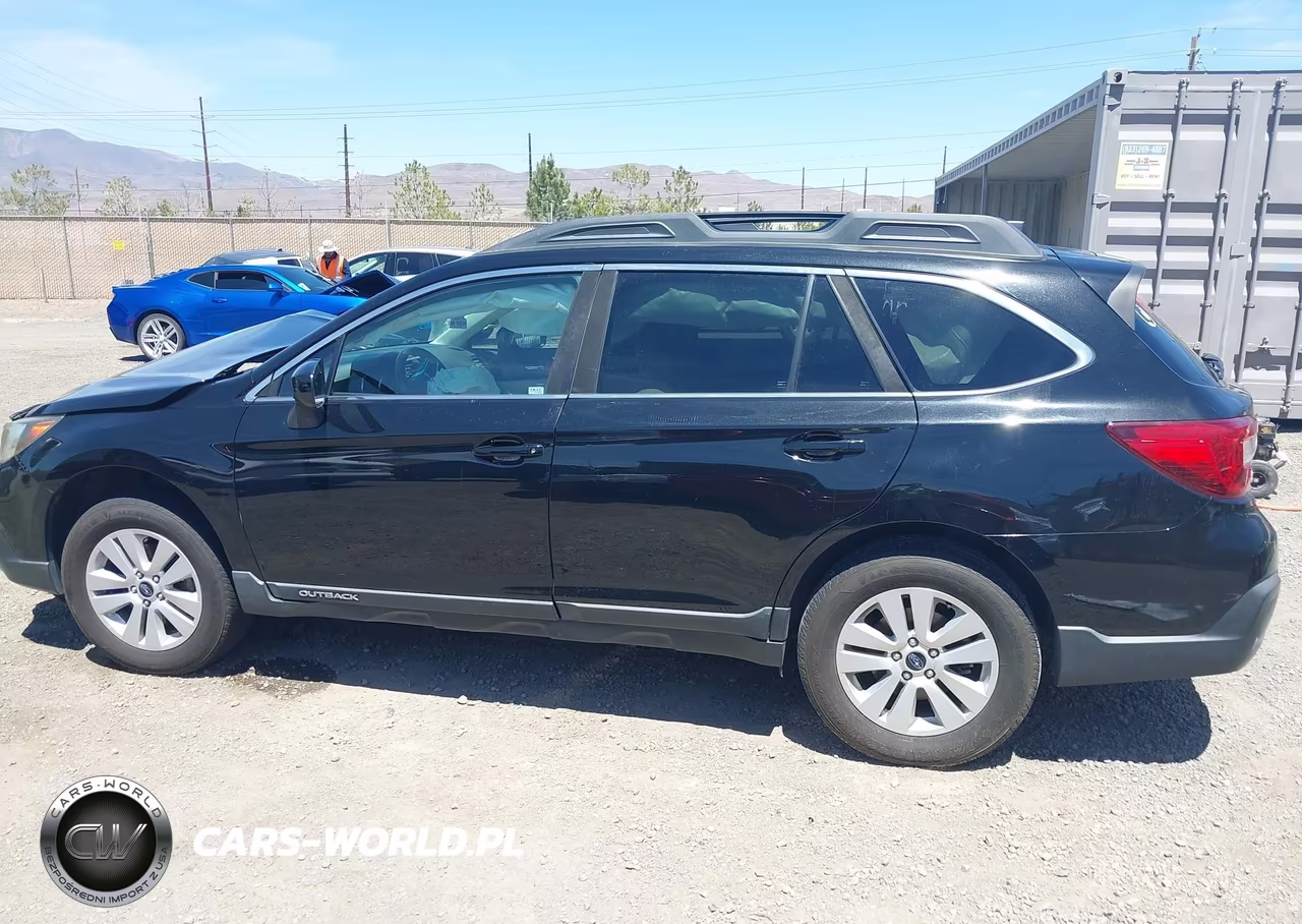 2018 Subaru Outback 2.5I Premium VIN:4S4BSADC8J3372856 - 14
