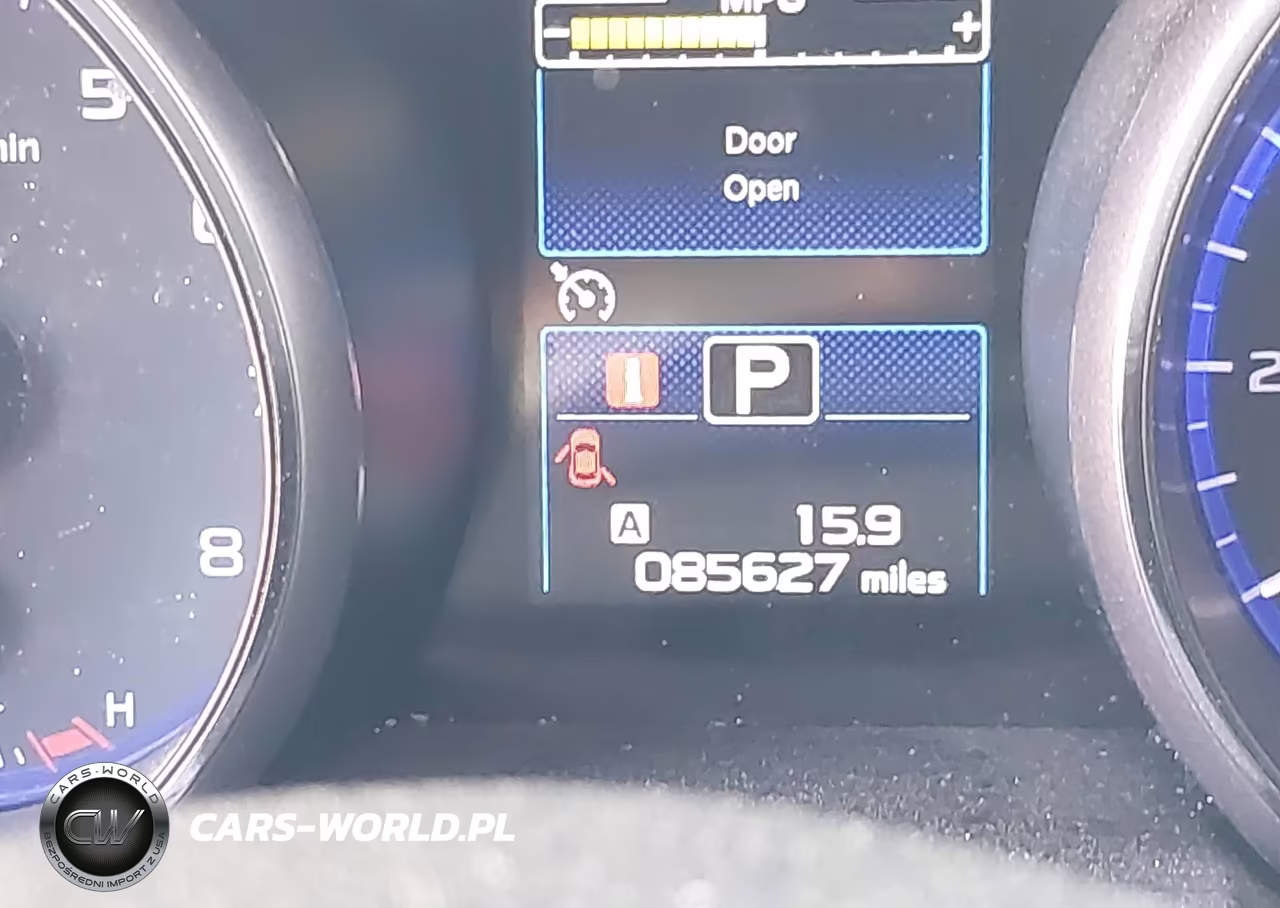 2018 Subaru Outback 2.5I Premium VIN:4S4BSADC8J3372856 - 15