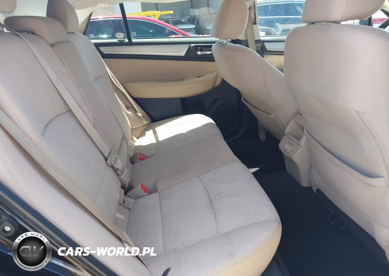 2018 Subaru Outback 2.5I Premium VIN:4S4BSADC8J3372856 - 8