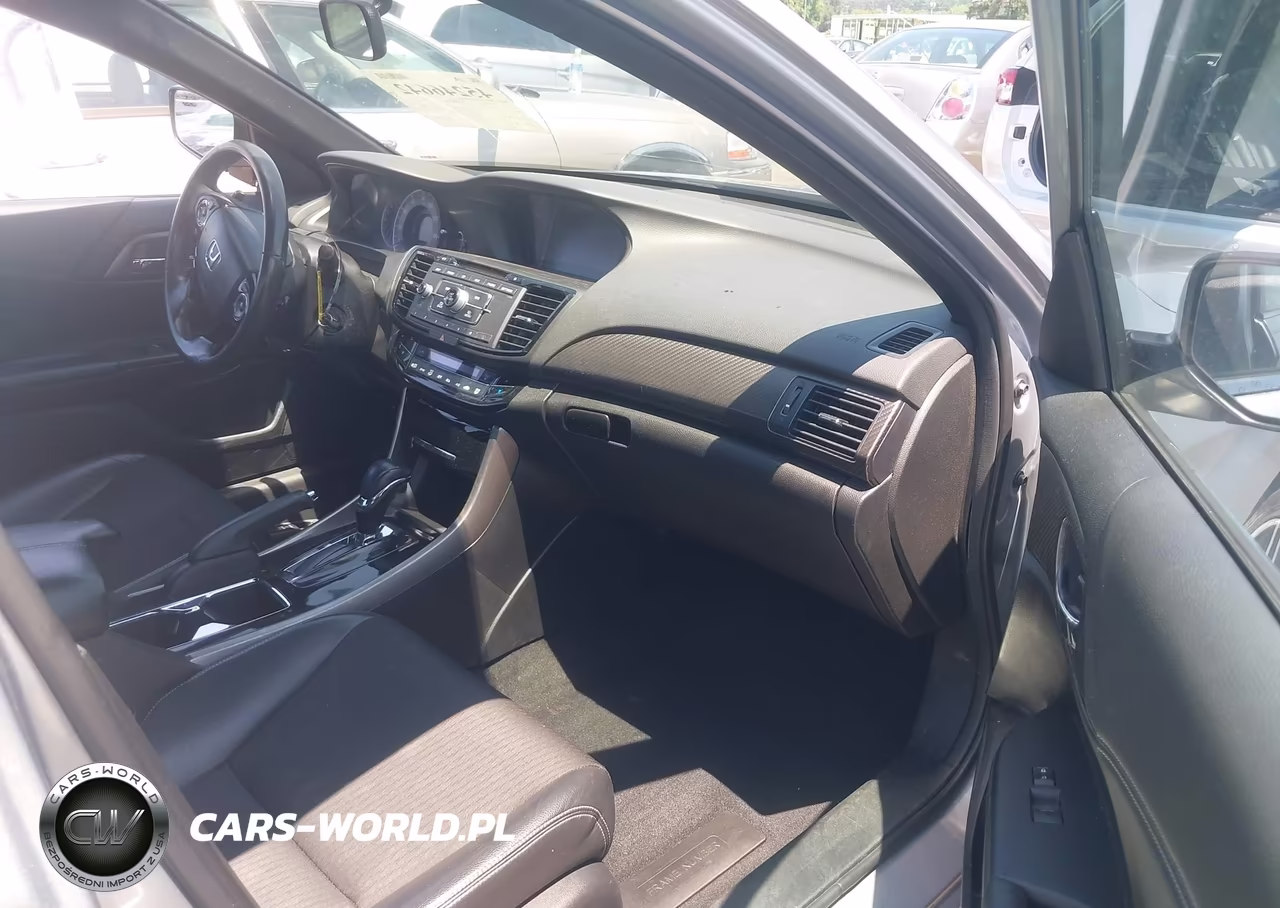 2017 Honda Accord Sport VIN:1HGCR2F57HA060429 - 5