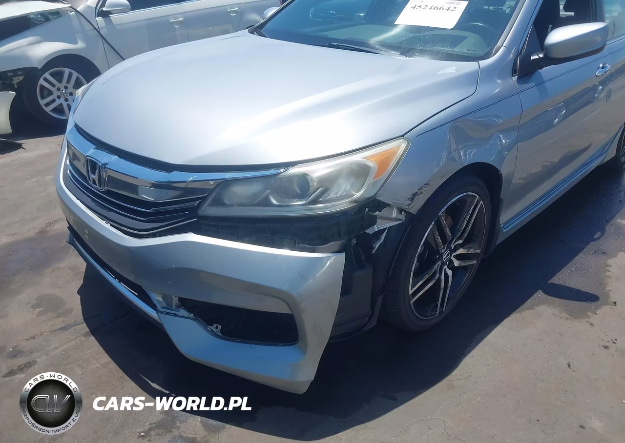 2017 Honda Accord Sport VIN:1HGCR2F57HA060429 - 6
