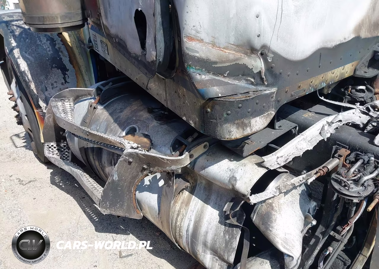 2018 Peterbilt 389 VIN:1XPXD49X7JD468911 - 15