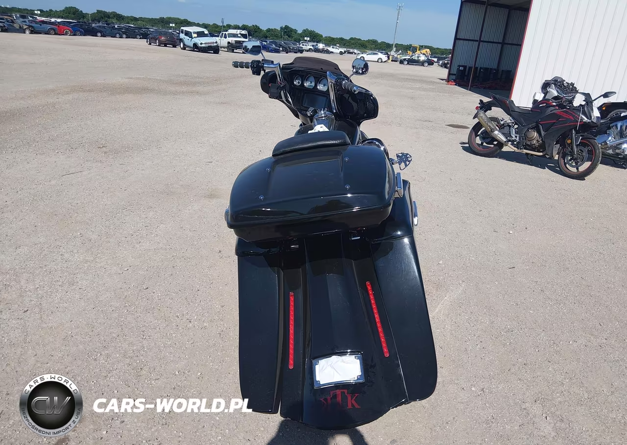 2014 Harley-Davidson Flhx Street Glide VIN:1HD1KBM11EB620511 - 6