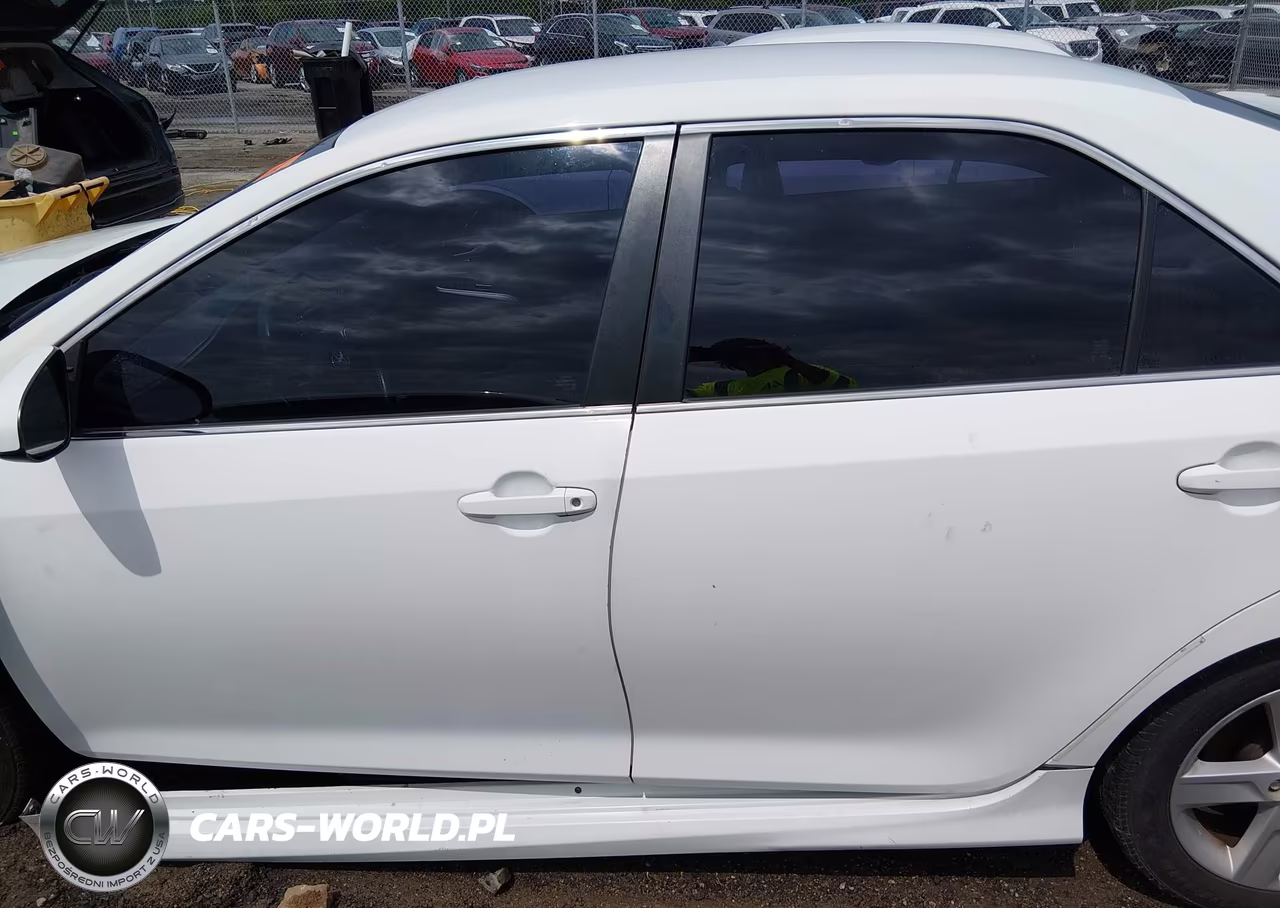 2013 Toyota Camry Se VIN:4T1BF1FK9DU709705 - 15