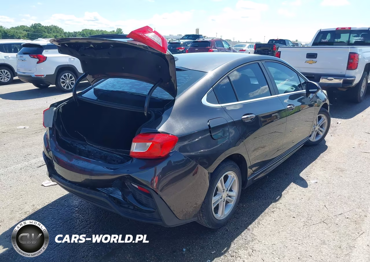 2017 Chevrolet Cruze Lt Auto VIN:1G1BE5SM6H7220522 - 4
