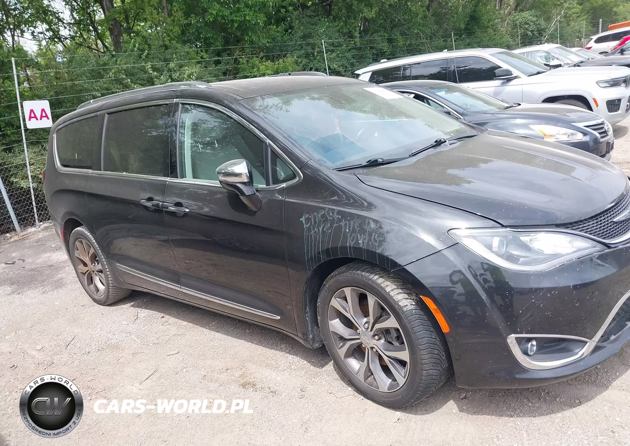 2017 Chrysler Pacifica Limited VIN:2C4RC1GG4HR504799 - 13