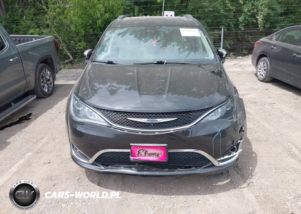 2017 Chrysler Pacifica Limited VIN:2C4RC1GG4HR504799 - 6