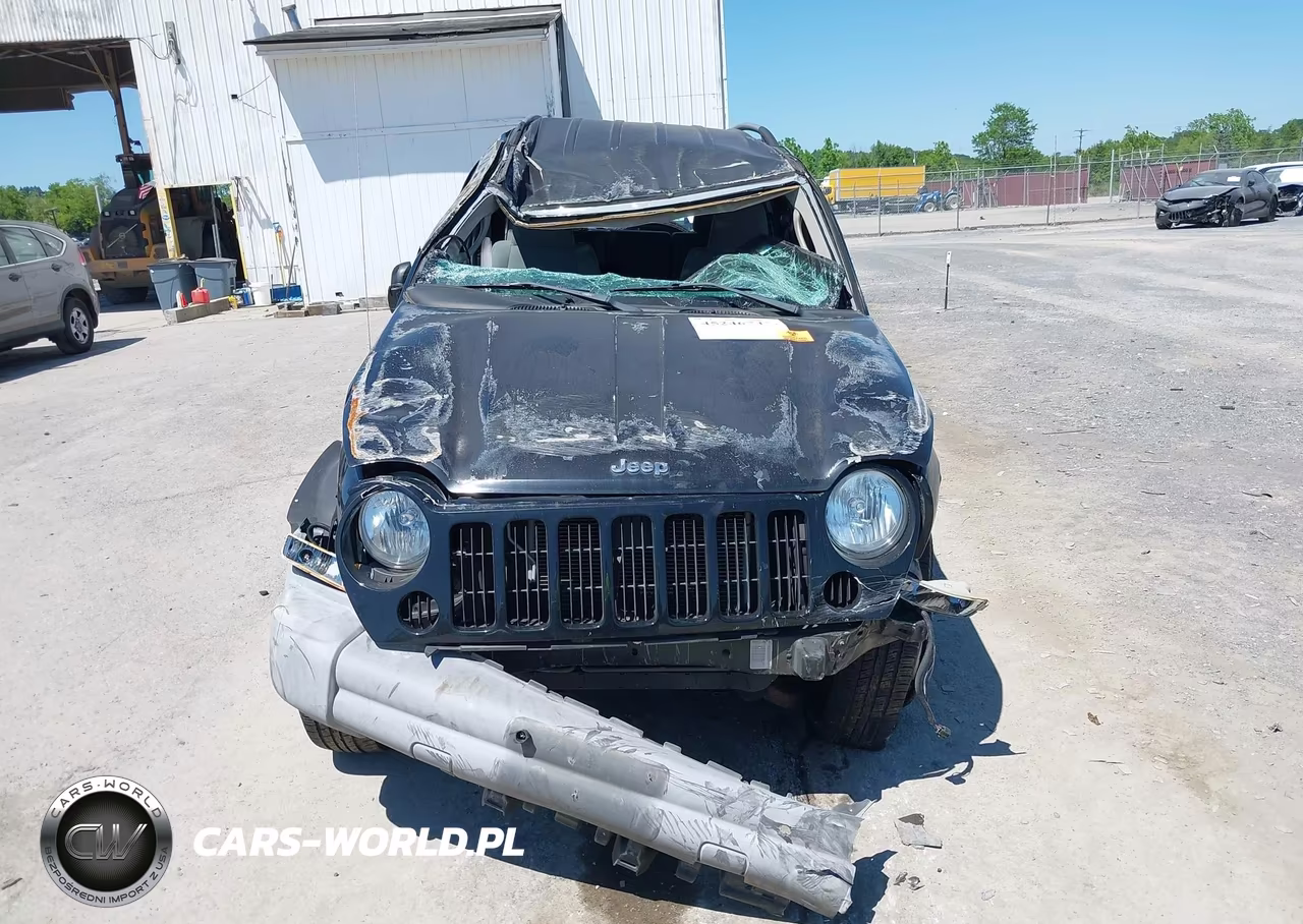 2005 Jeep Liberty Sport VIN:1J4GL48K15W570185 - 12