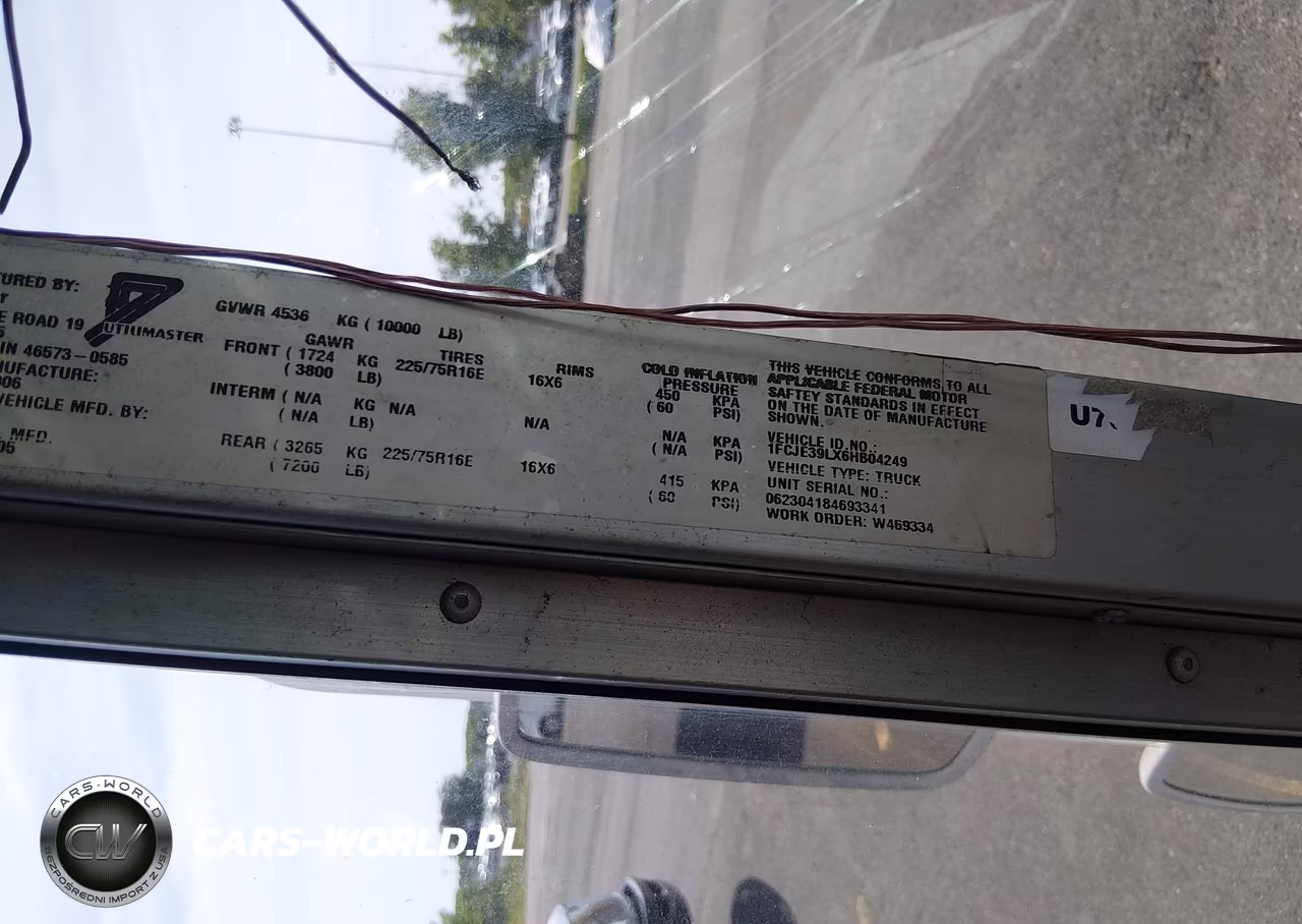 2006 Ford E-350 Stripped VIN:1FCJE39LX6HB04249 - 9
