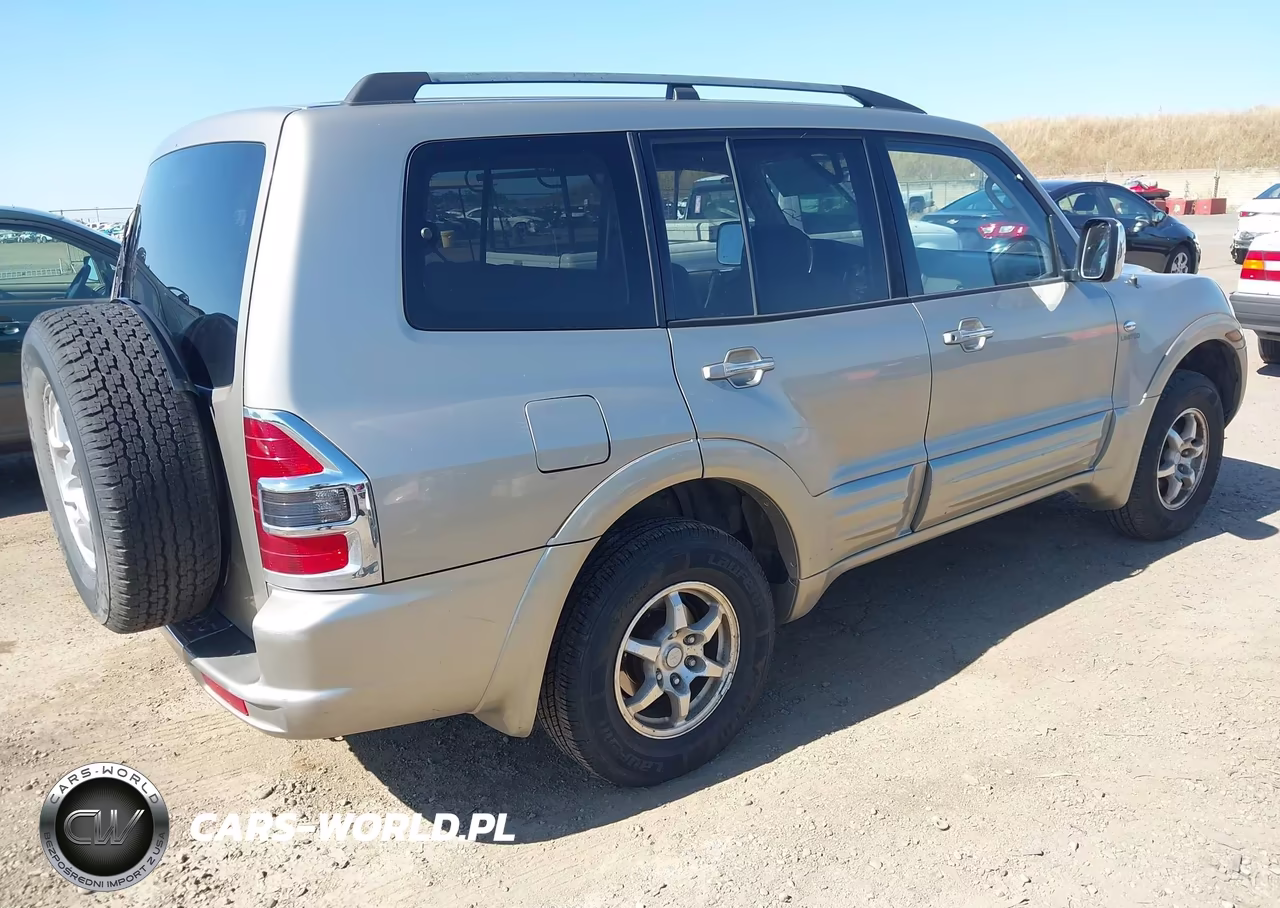 2001 Mitsubishi Montero Limited VIN:JA4MW51R61J001542 - 4