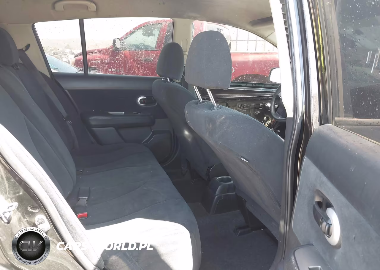 2011 Nissan Versa 1.8S VIN:3N1BC1CP6BL410843 - 8