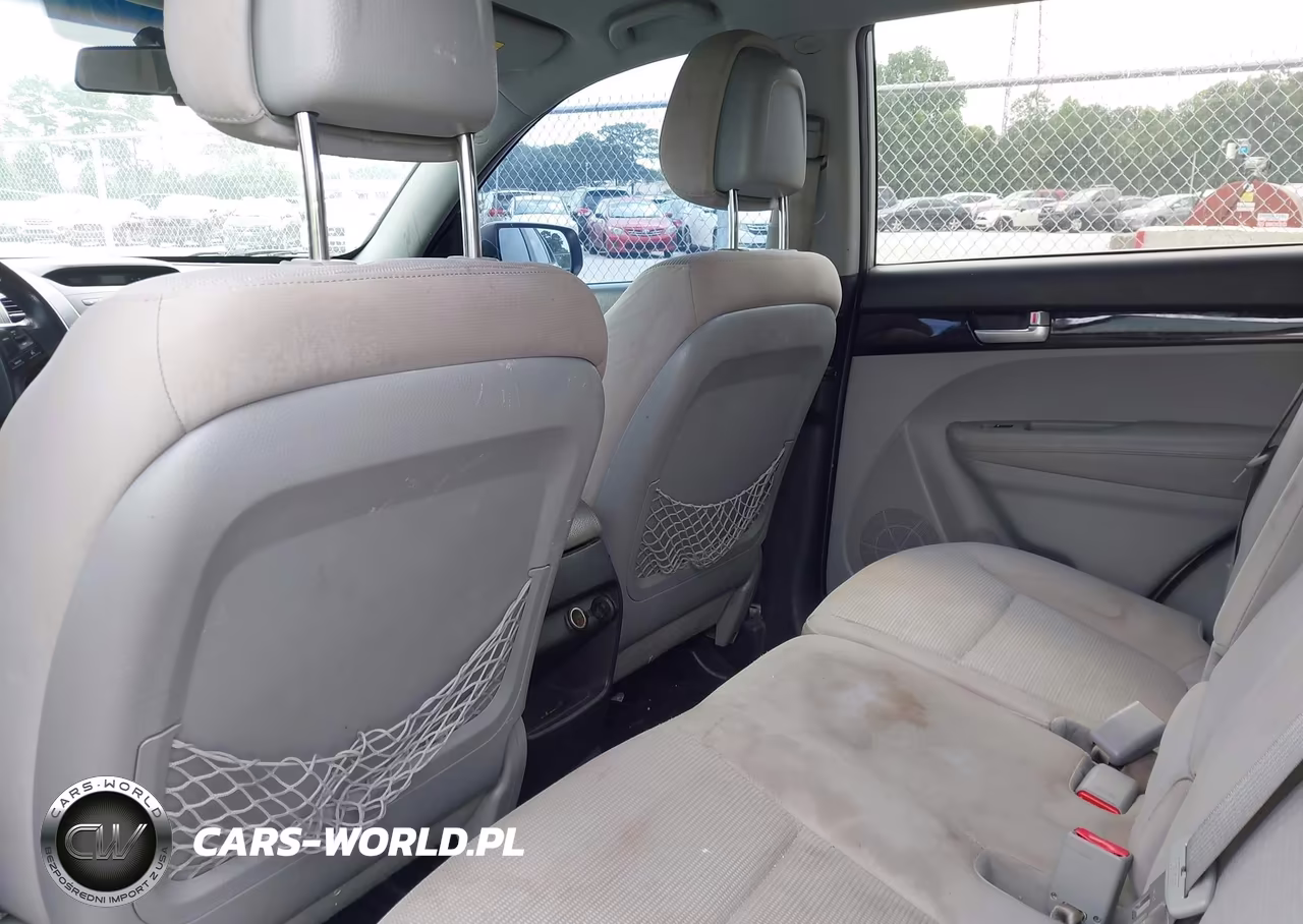 2014 Kia Sorento Lx VIN:5XYKT4A67EG425789 - 8