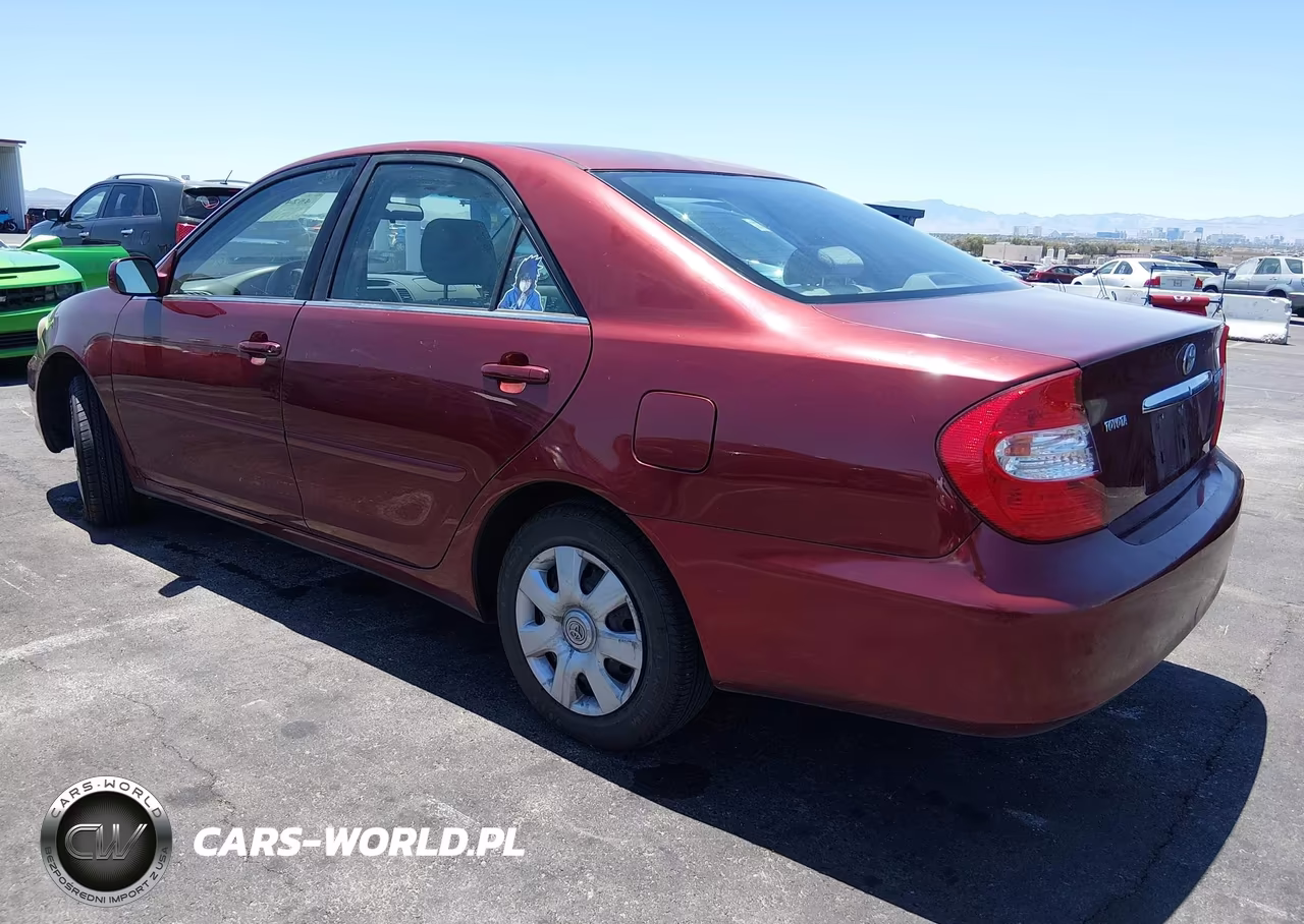 2004 Toyota Camry Le VIN:4T1BE32K14U293850 - 3