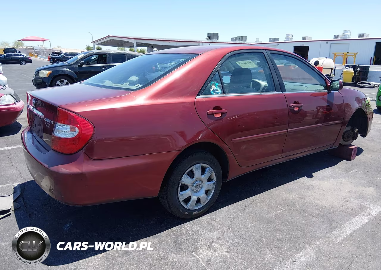 2004 Toyota Camry Le VIN:4T1BE32K14U293850 - 4