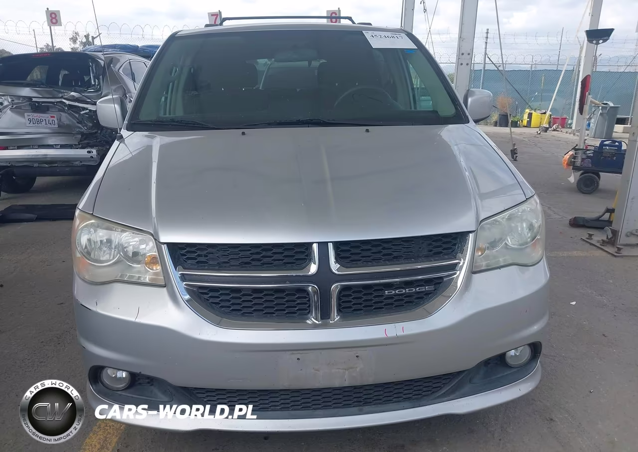 2011 Dodge Grand Caravan Crew VIN:2D4RN5DG1BR662596 - 13
