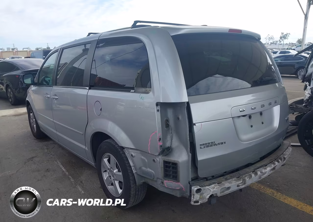 2011 Dodge Grand Caravan Crew VIN:2D4RN5DG1BR662596 - 3