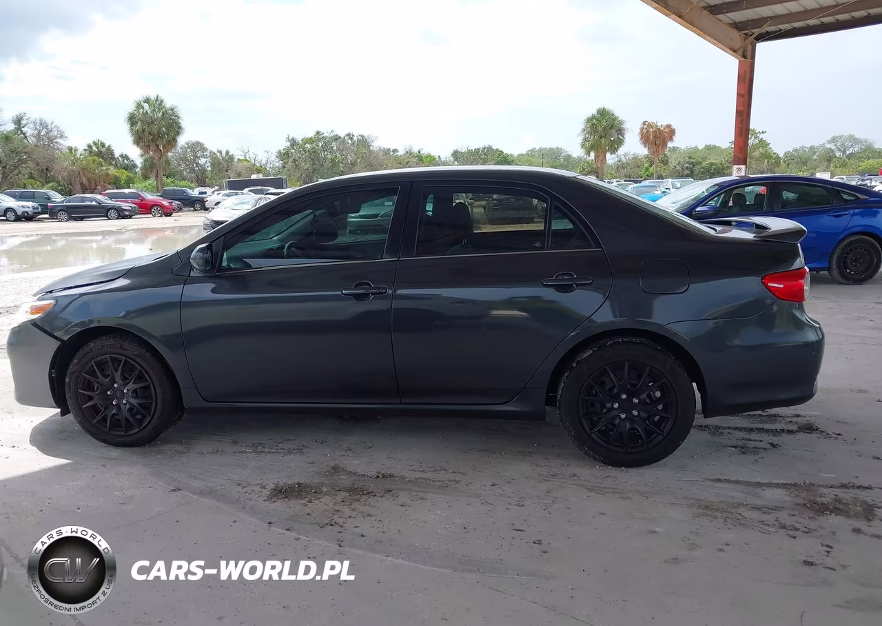 2013 Toyota Corolla Le VIN:5YFBU4EE4DP193077 - 14