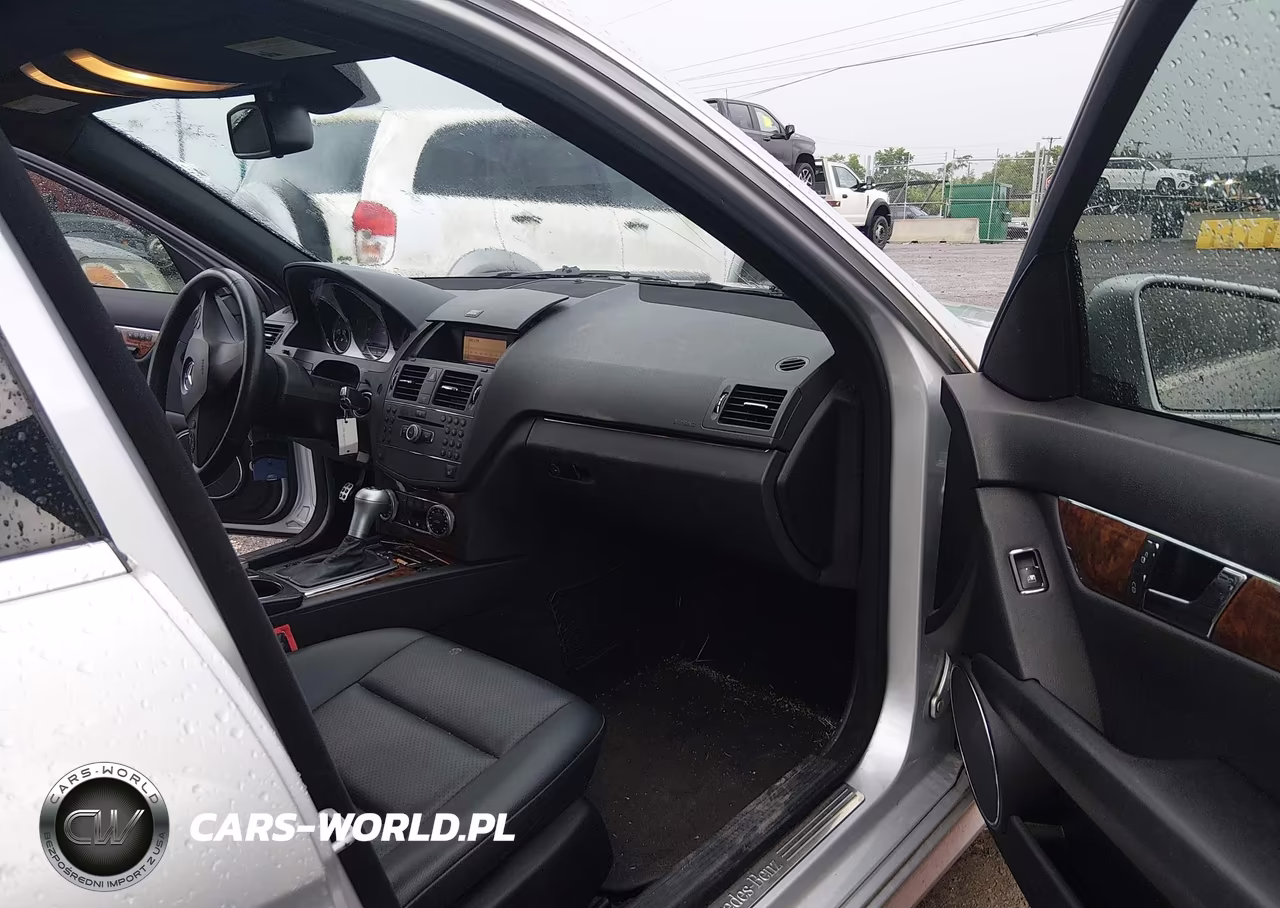 2010 Mercedes-Benz C 300 Luxury-Sport VIN:WDDGF5EB9AF421479 - 5