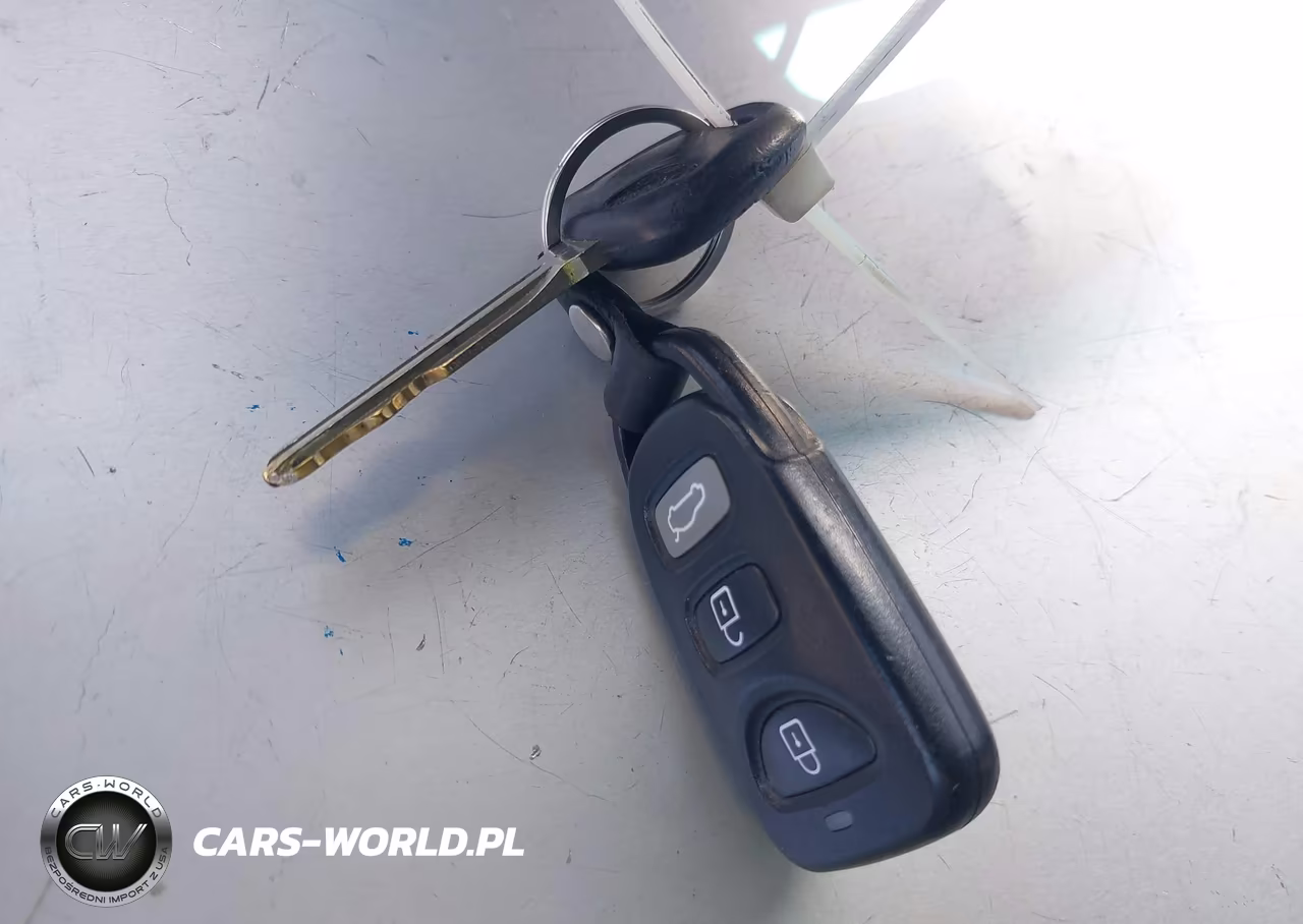 2008 Hyundai Elantra Gls-Se VIN:KMHDU46DX8U296586 - 11
