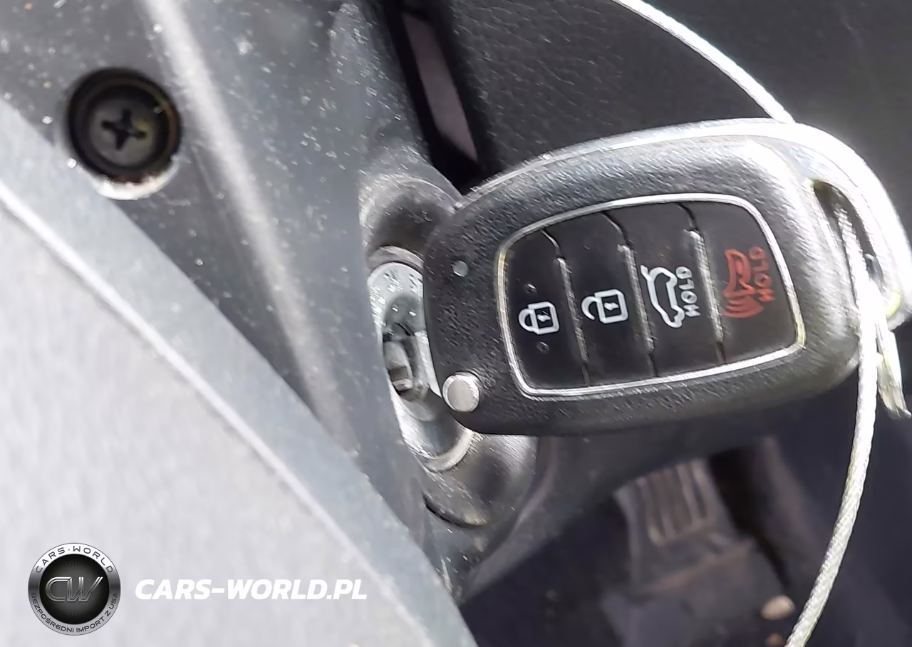 2018 Hyundai Santa Fe Se VIN:KM8SM4HF6JU282261 - 11