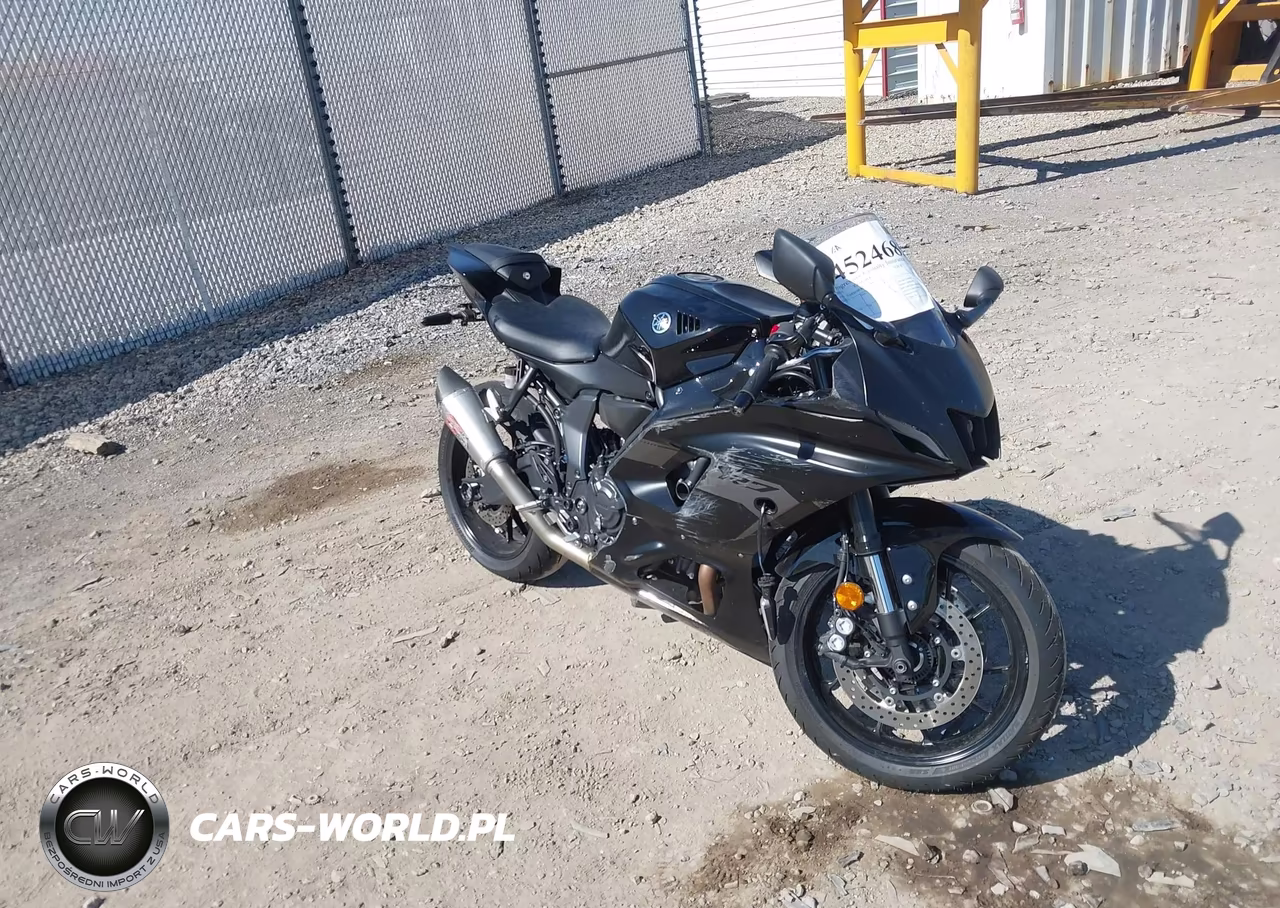 2025 Yamaha Yzfr7 – zdjęcie 1 z 15