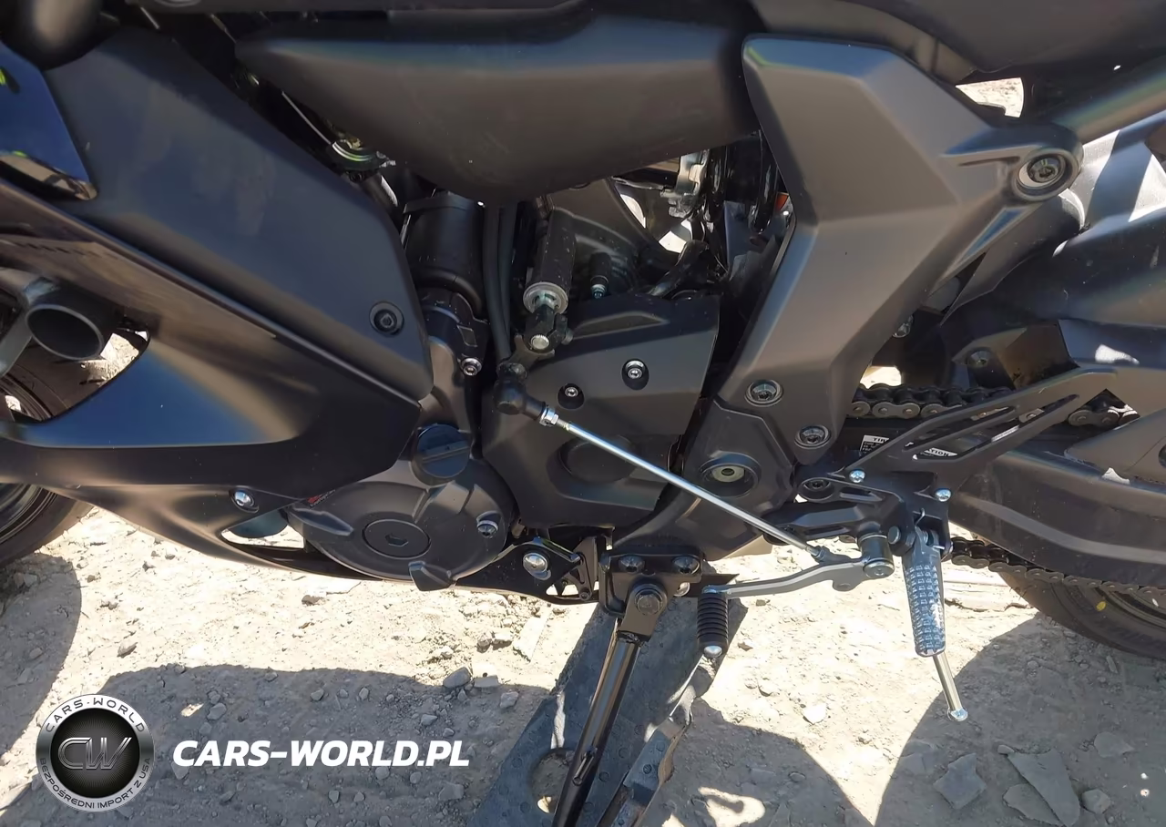 2025 Yamaha Yzfr7 VIN:JYARM38E8SA020888 - 9