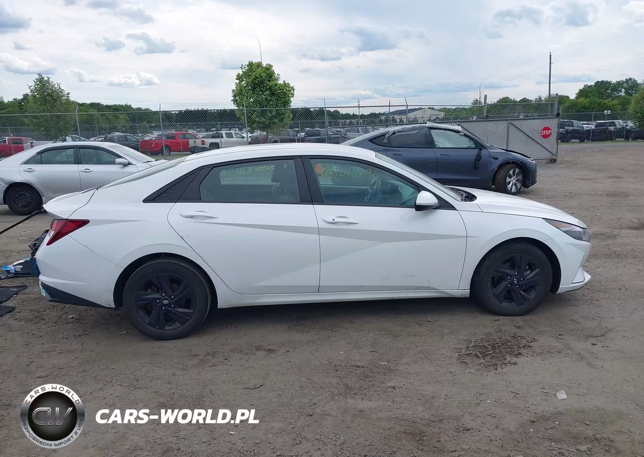 2022 Hyundai Elantra Sel VIN:5NPLM4AG7NH085949 - 13