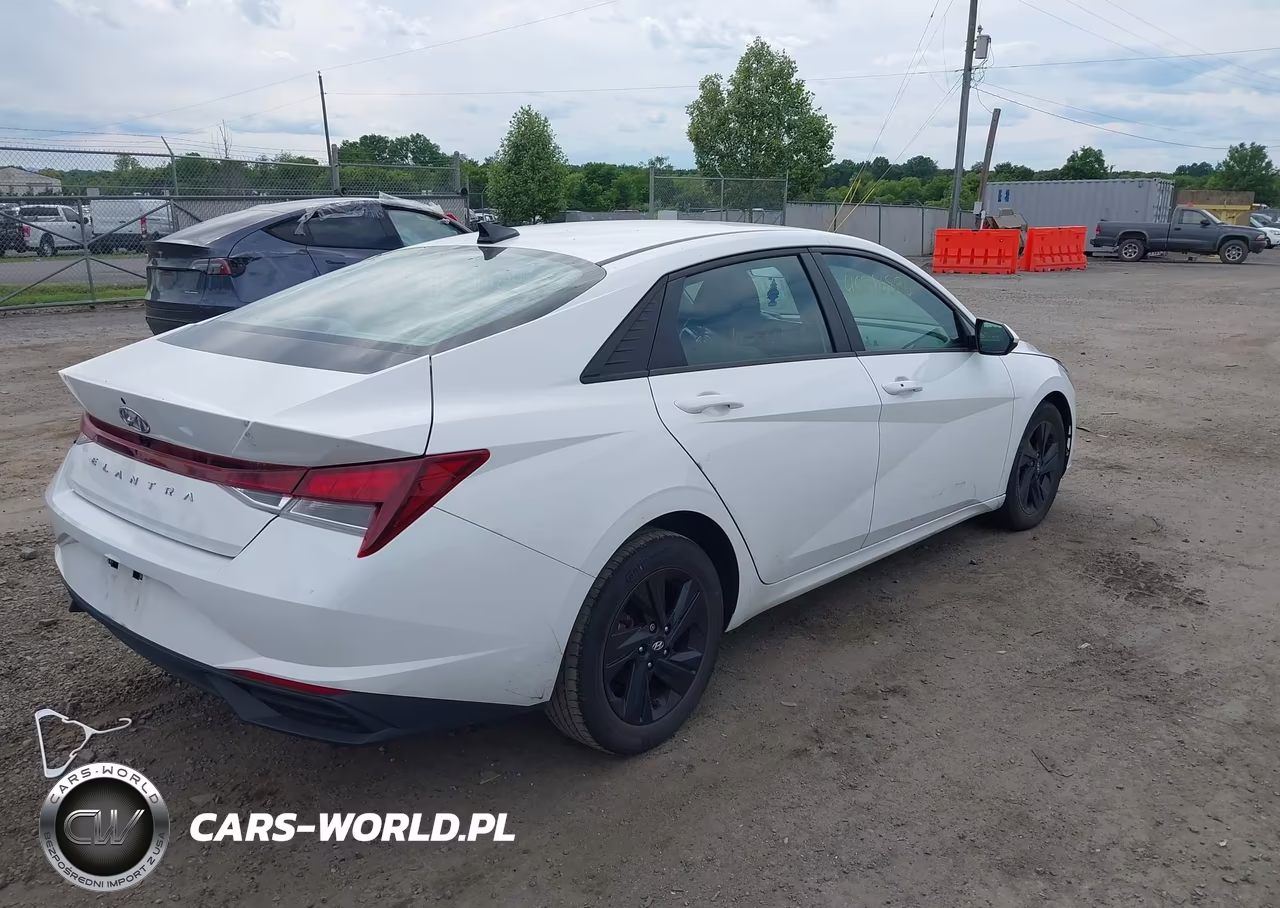 2022 Hyundai Elantra Sel VIN:5NPLM4AG7NH085949 - 4