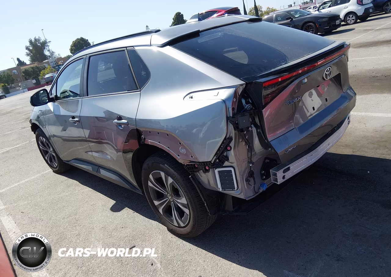 2024 Toyota Bz4X Xle VIN:JTMAAAAA6RA039391 - 3