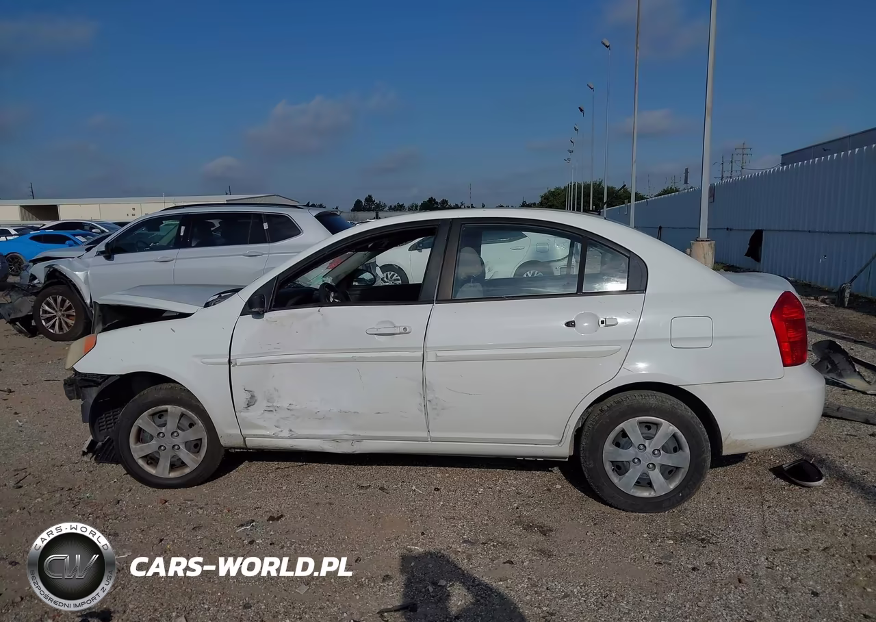 2009 Hyundai Accent Gls VIN:KMHCN46C59U343427 - 13