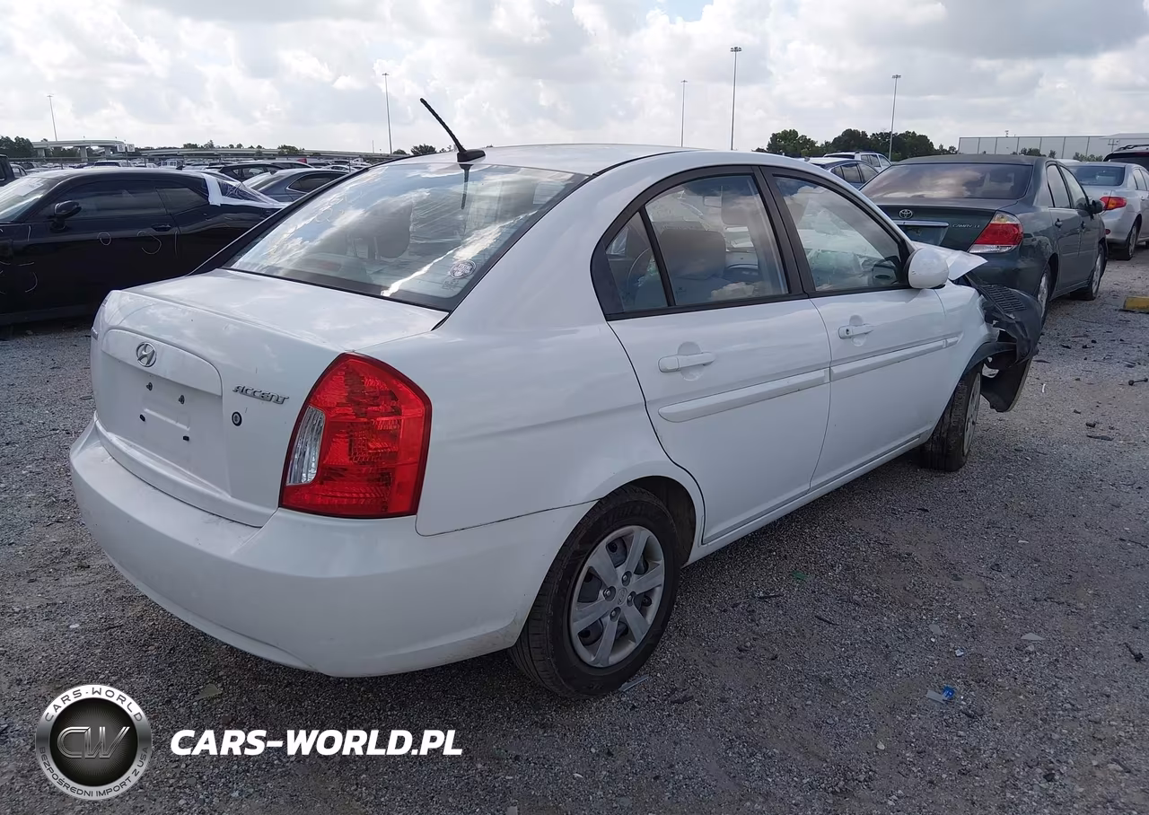 2009 Hyundai Accent Gls VIN:KMHCN46C59U343427 - 4