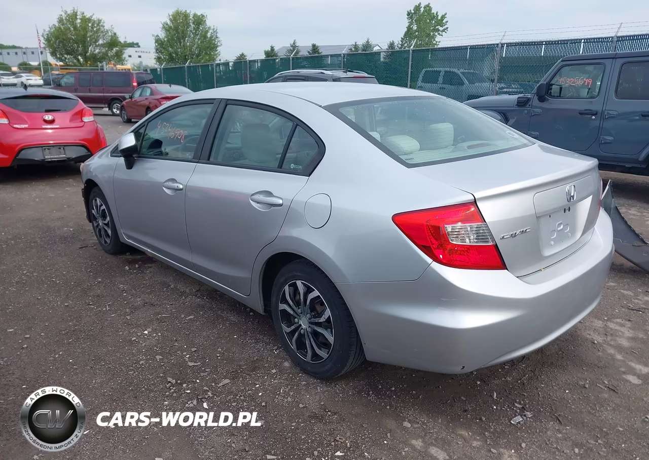 2012 Honda Civic Lx VIN:2HGFB2F56CH524385 - 3