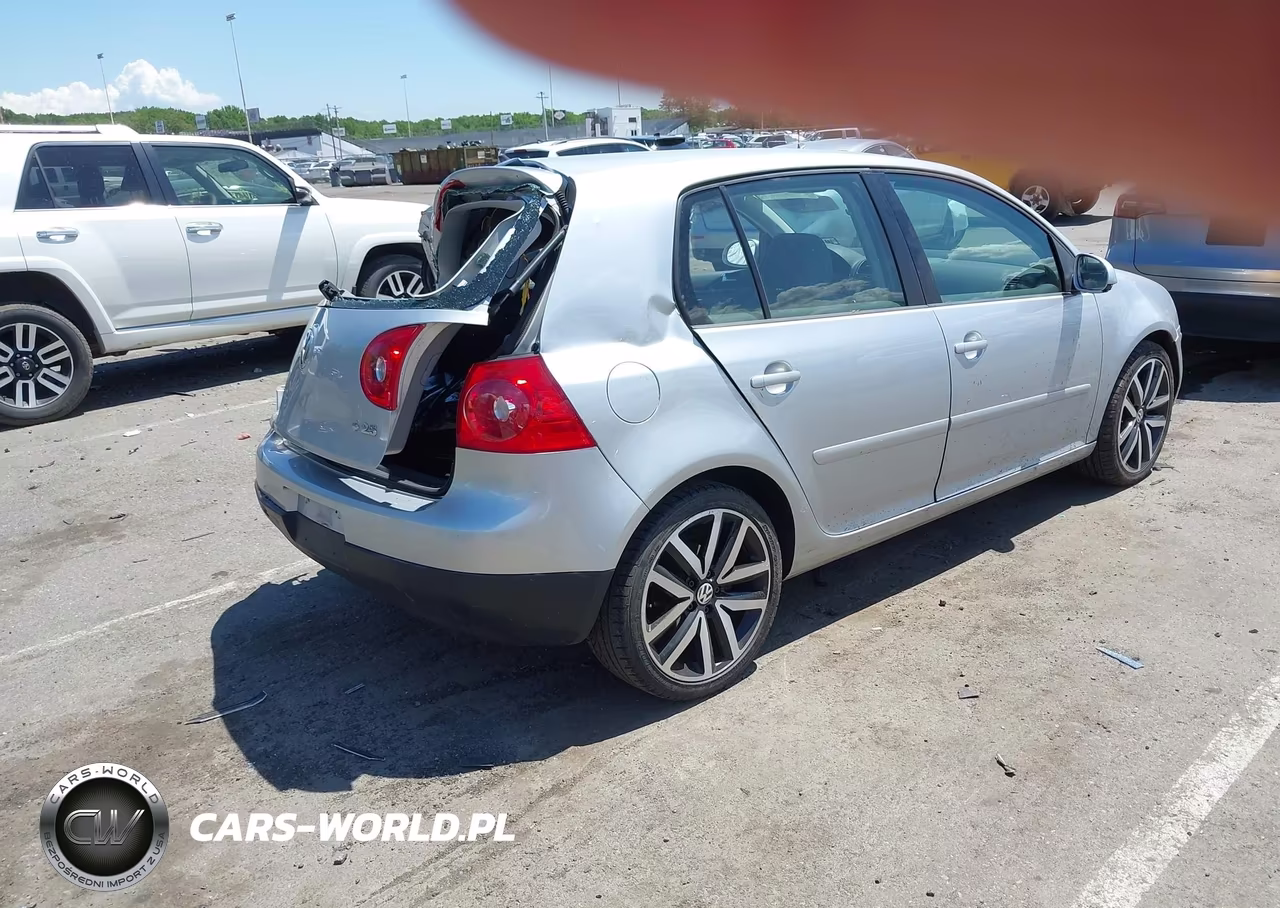 2007 Volkswagen Rabbit 4-Door VIN:WVWDS71K47W076073 - 4