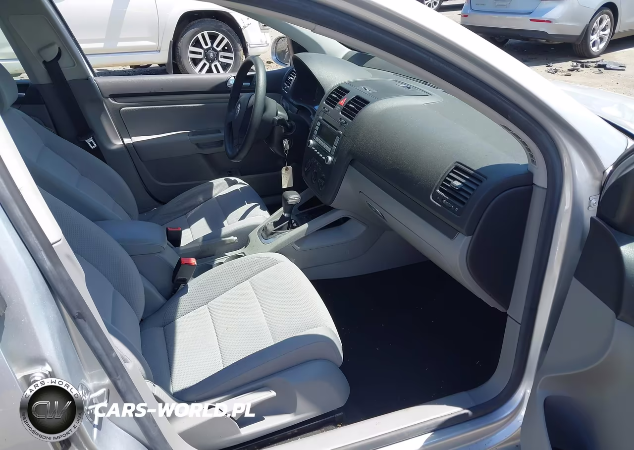 2007 Volkswagen Rabbit 4-Door VIN:WVWDS71K47W076073 - 5