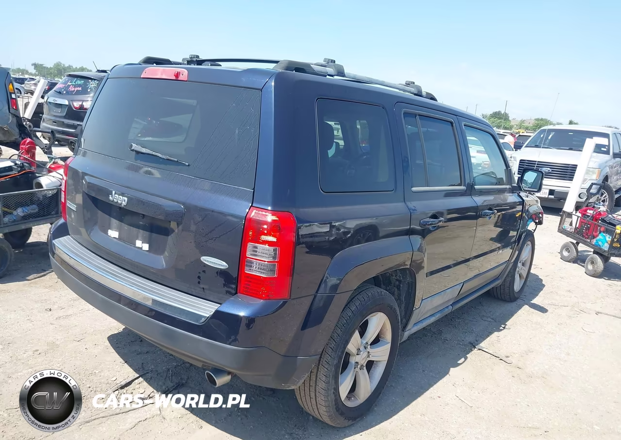 2011 Jeep Patriot Latitude X VIN:1J4NT4GB1BD109990 - 4