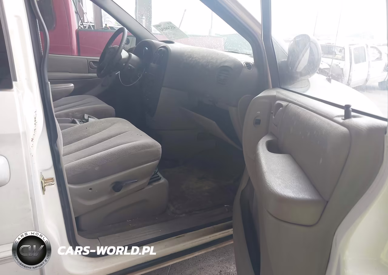 2003 Dodge Grand Caravan Sport VIN:2D4GP44L73R256168 - 5