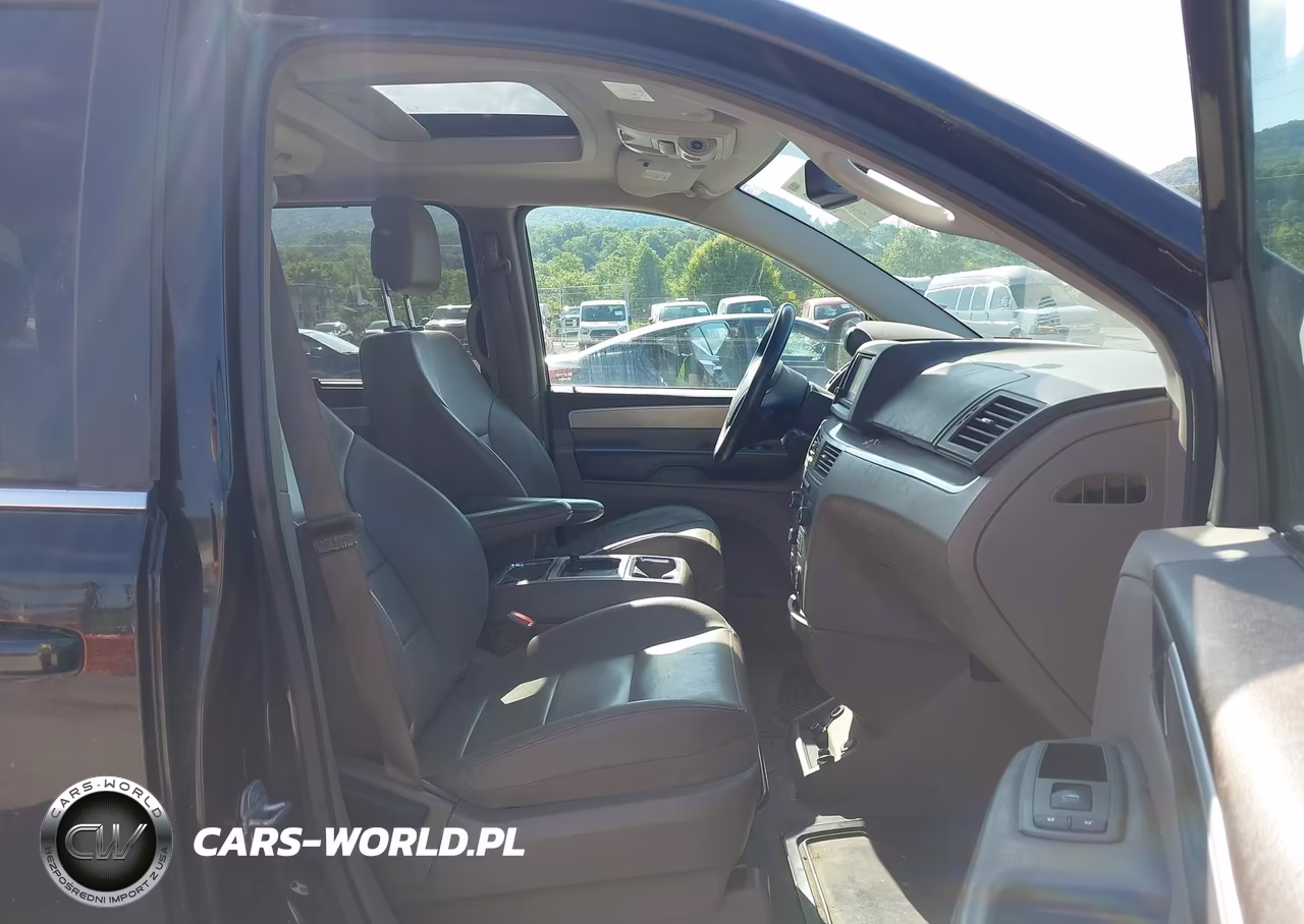 2012 Volkswagen Routan Sel VIN:2C4RVACGXCR354397 - 5