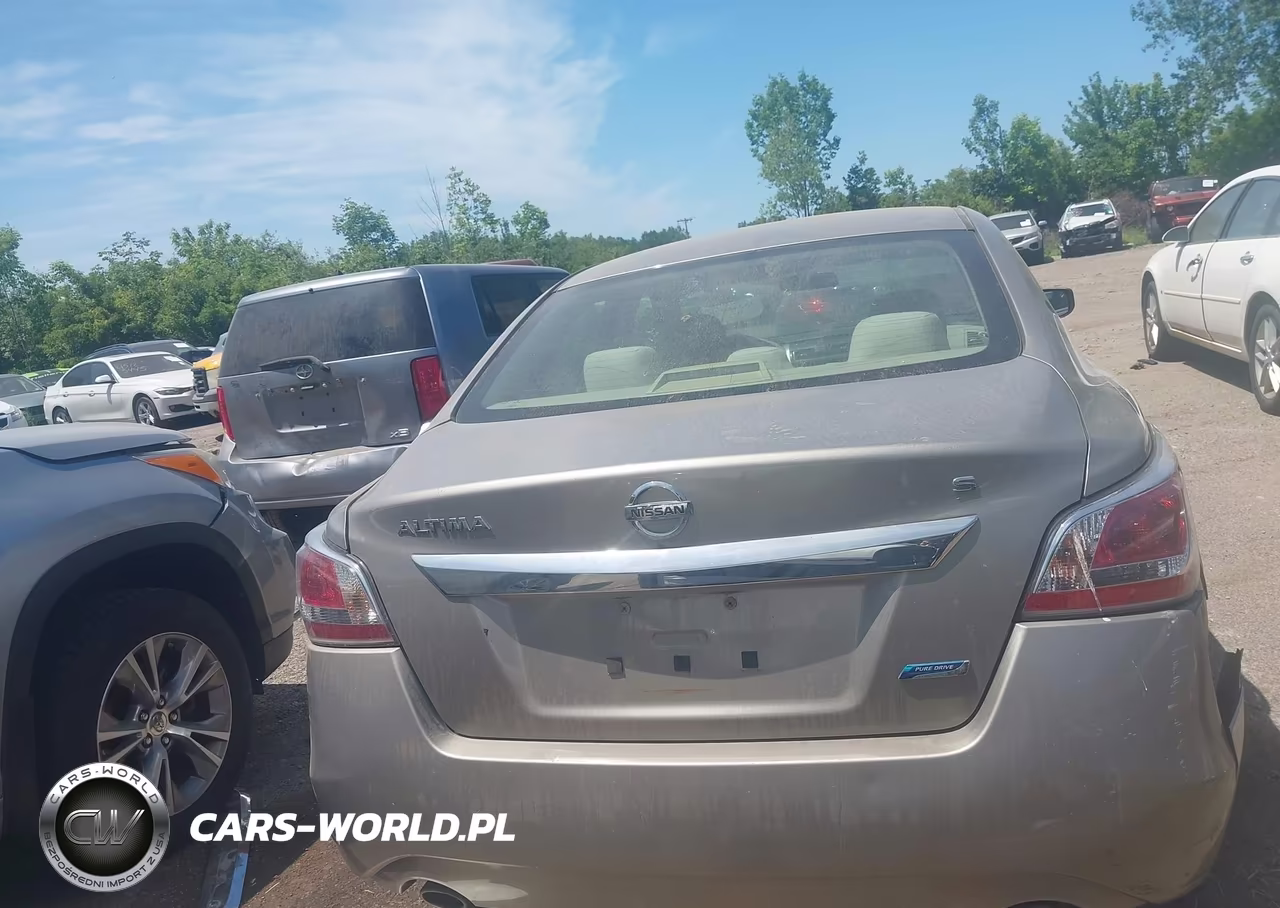 2014 Nissan Altima 2.5 S VIN:1N4AL3AP5EN356713 - 16