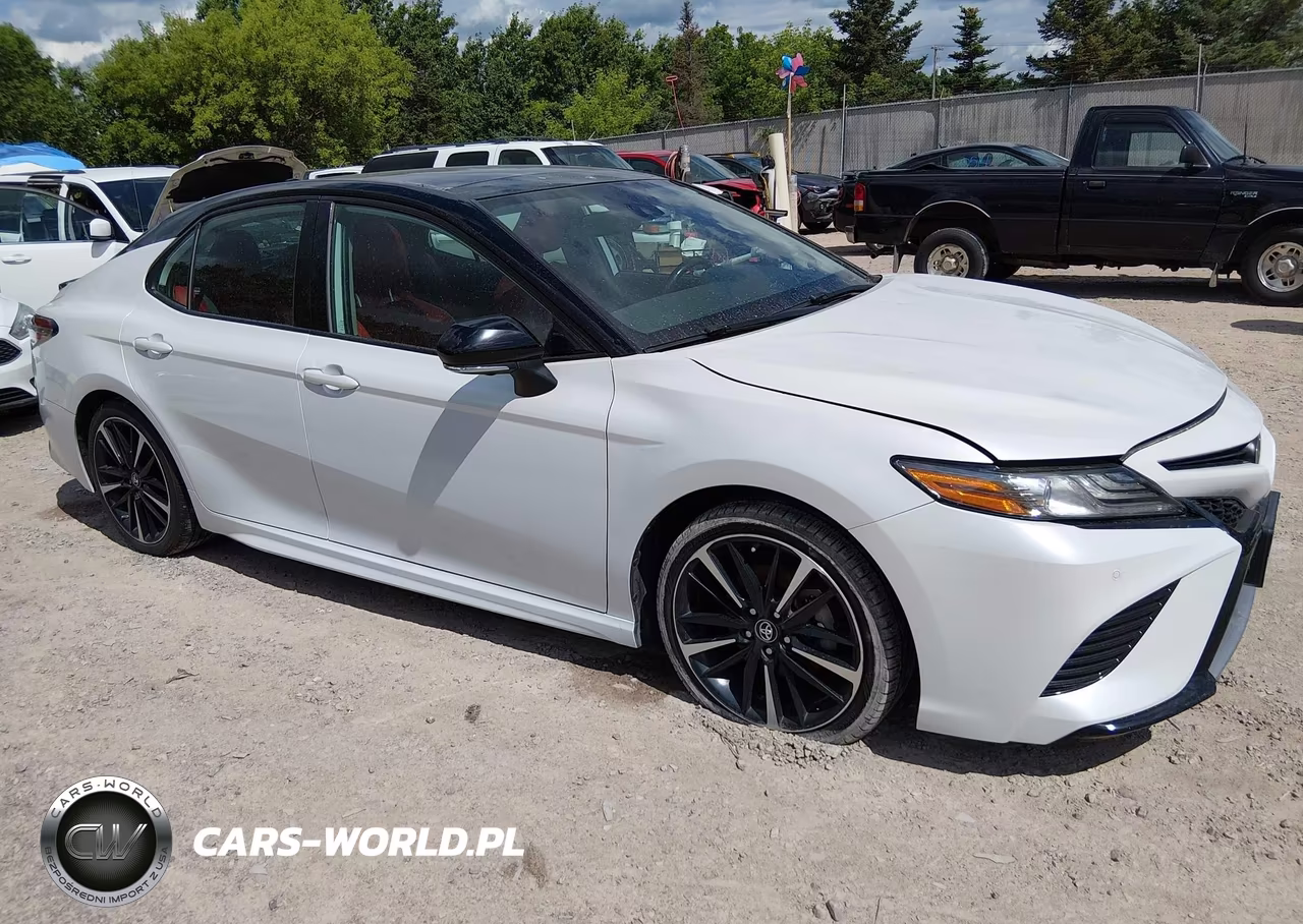 2019 Toyota Camry Xse – zdjęcie 1 z 18