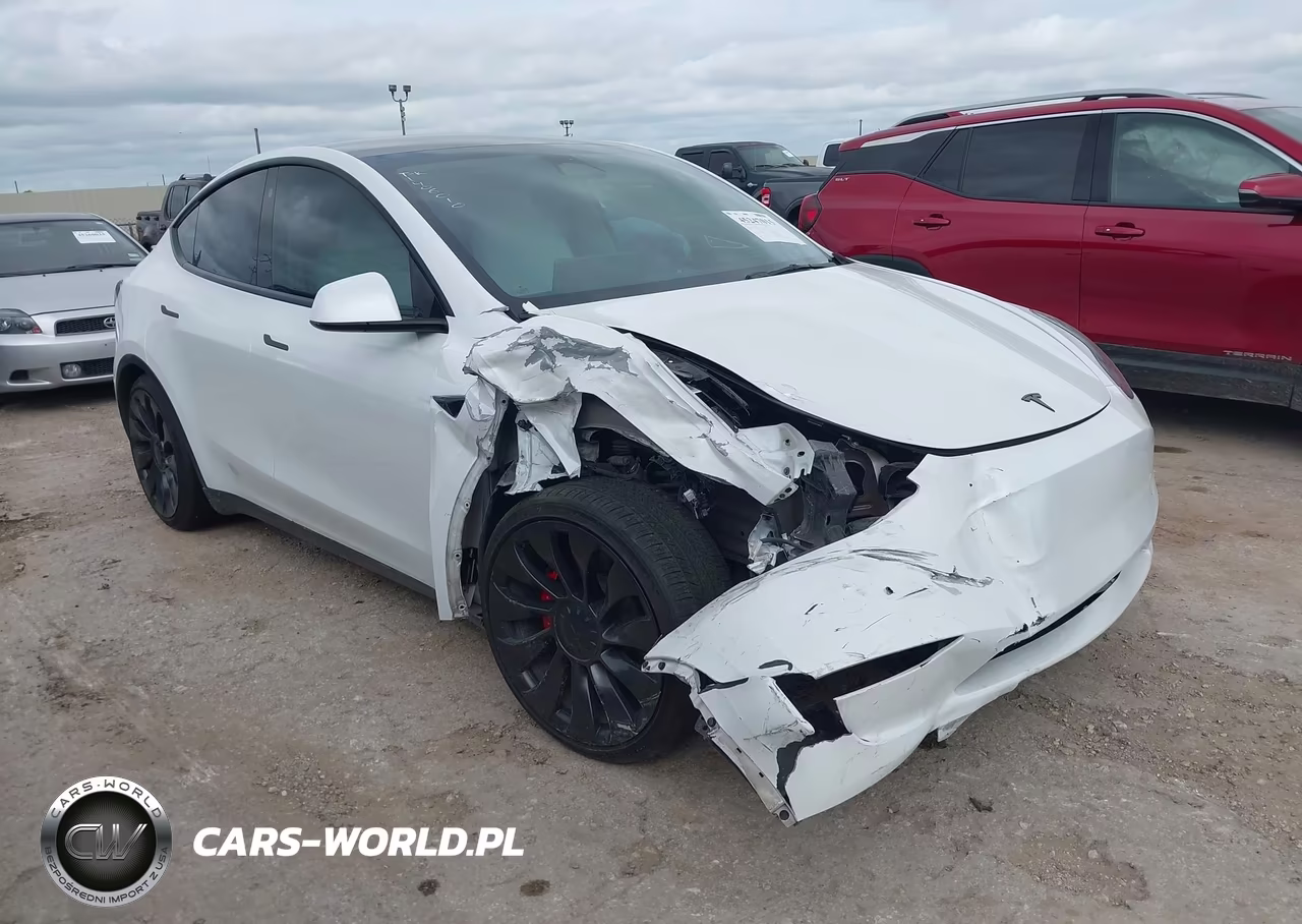2023 Tesla Model Y Performance Dual Motor All-Wheel Drive – zdjęcie 1 z 15
